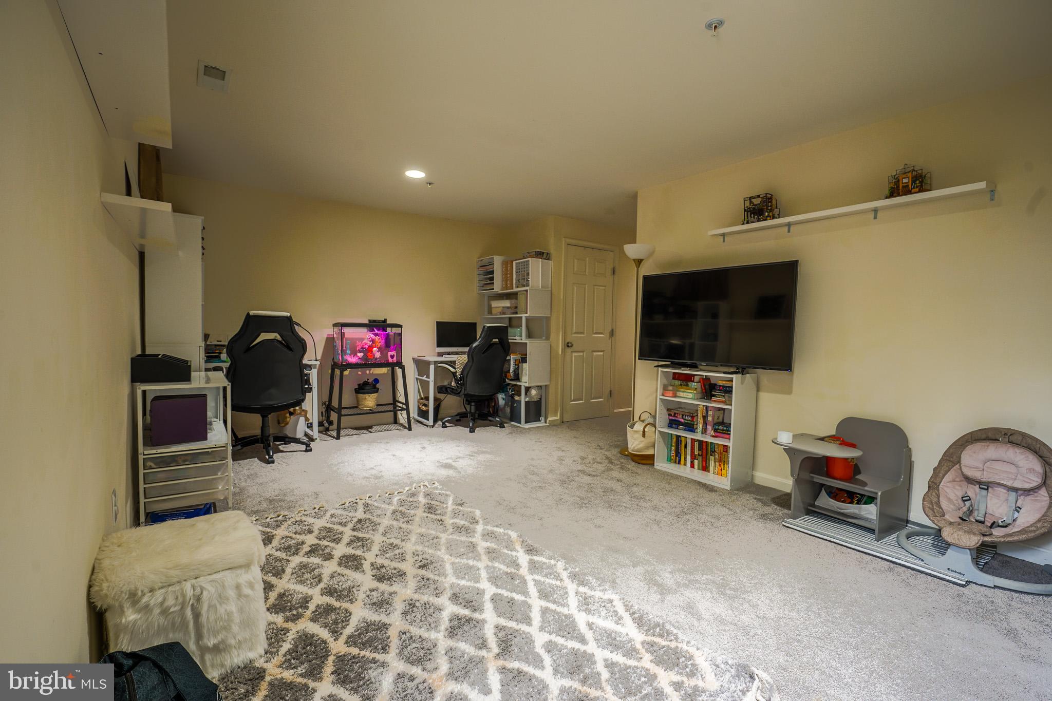 CLEMENTS WOODS - Residential