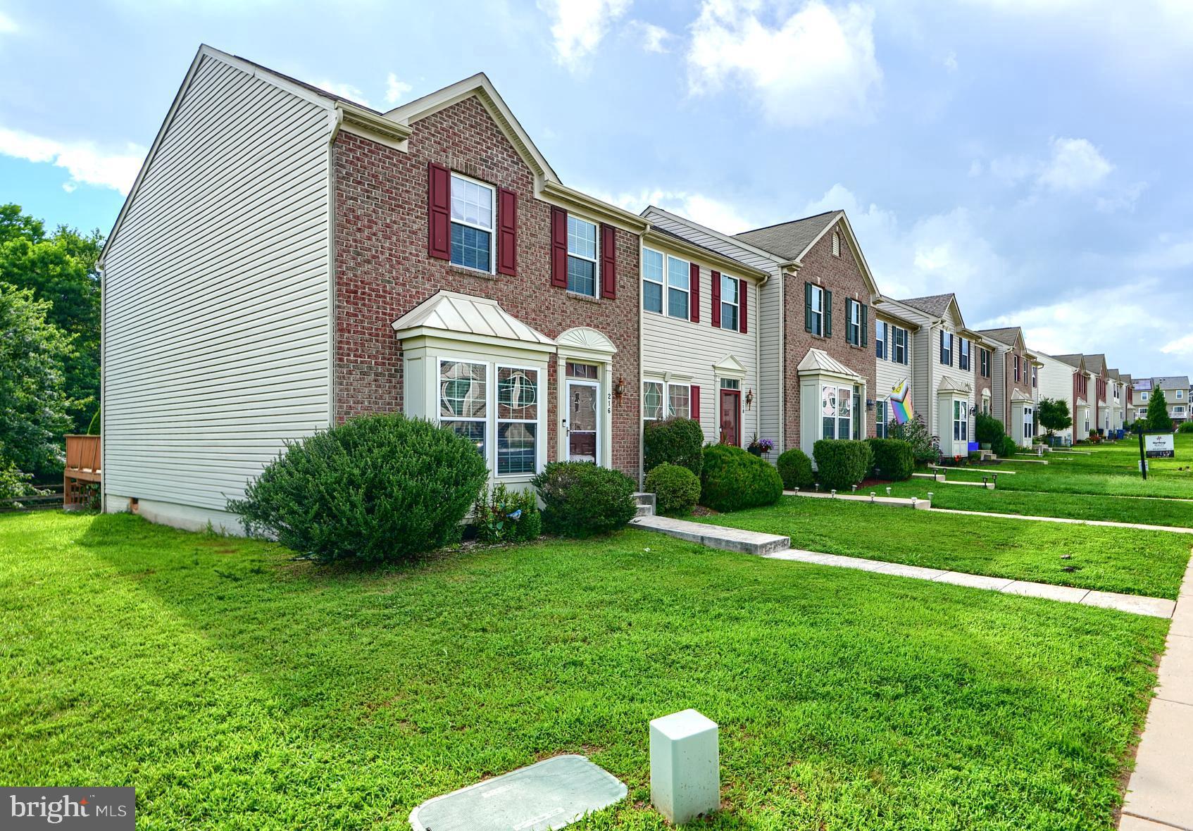 216 STAYSAIL DRIVE