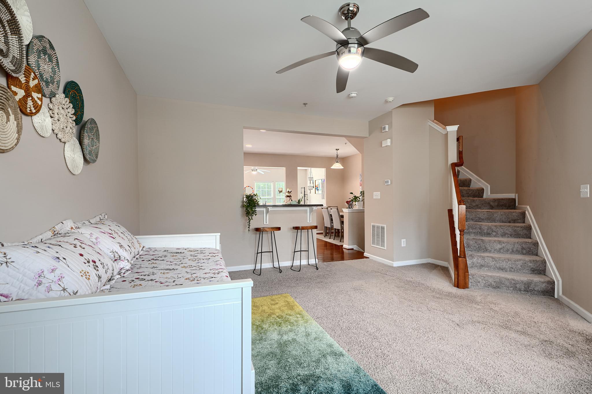216 STAYSAIL DRIVE