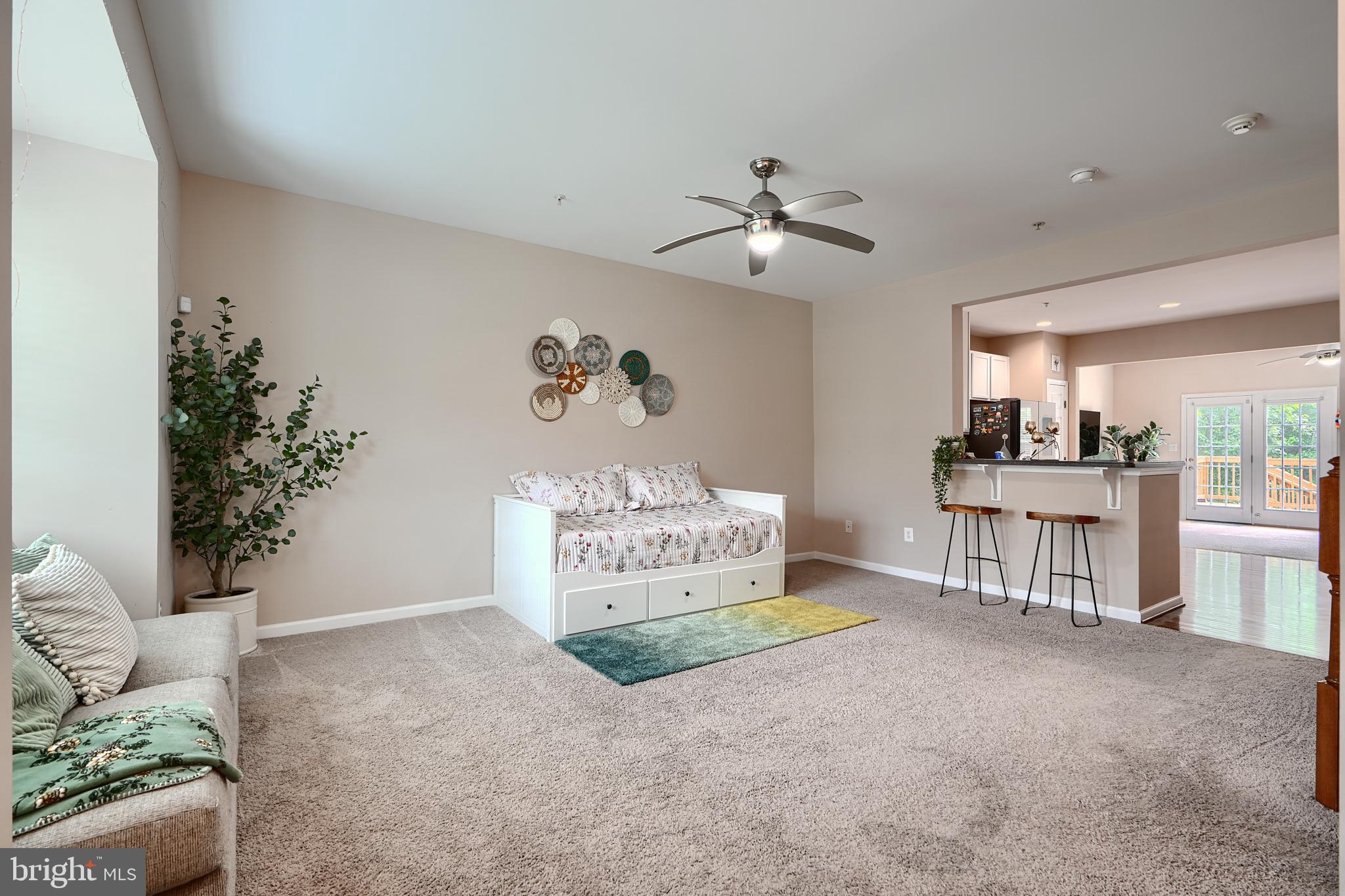 216 STAYSAIL DRIVE