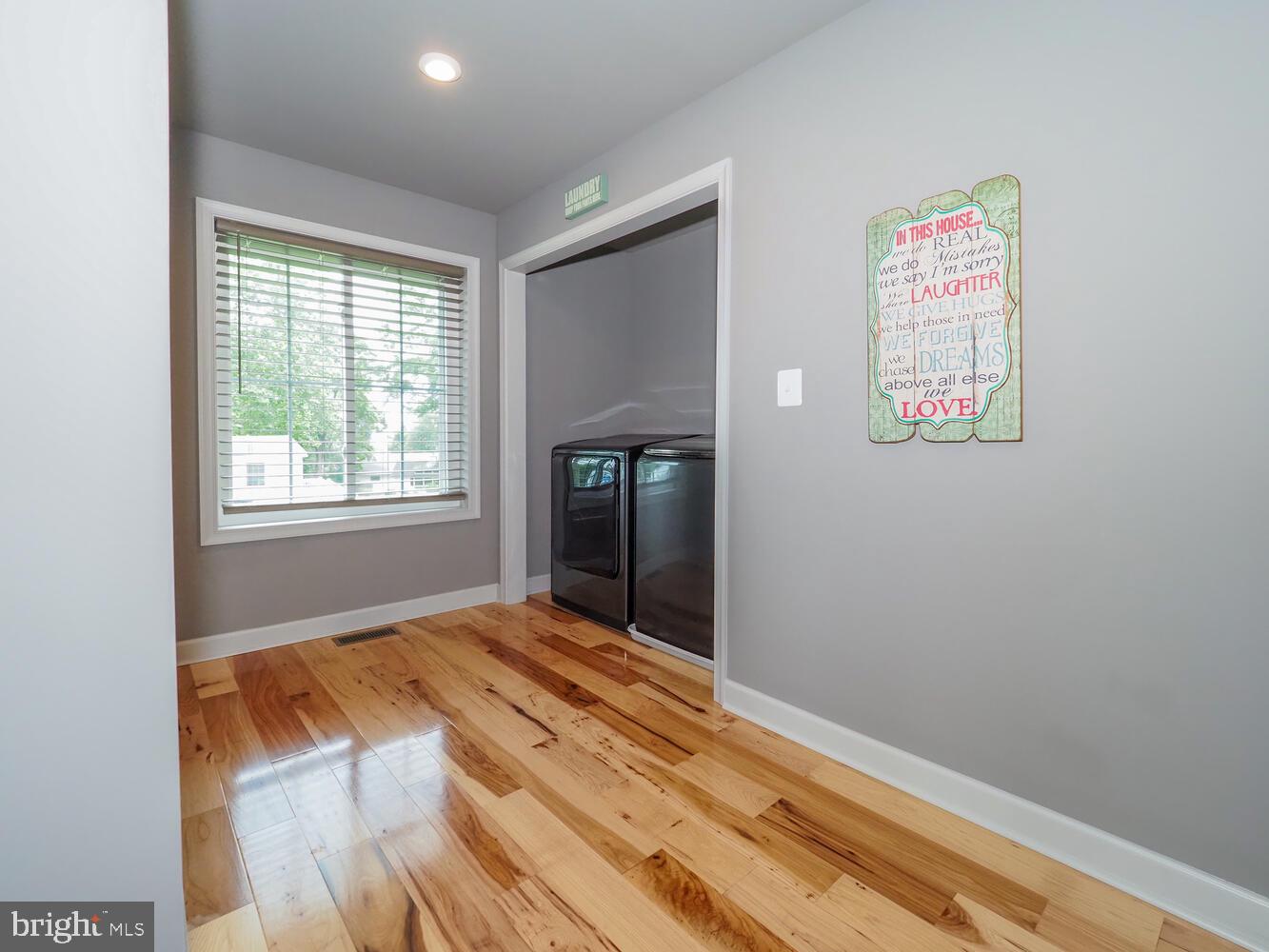 CHARLESTOWN - Residential