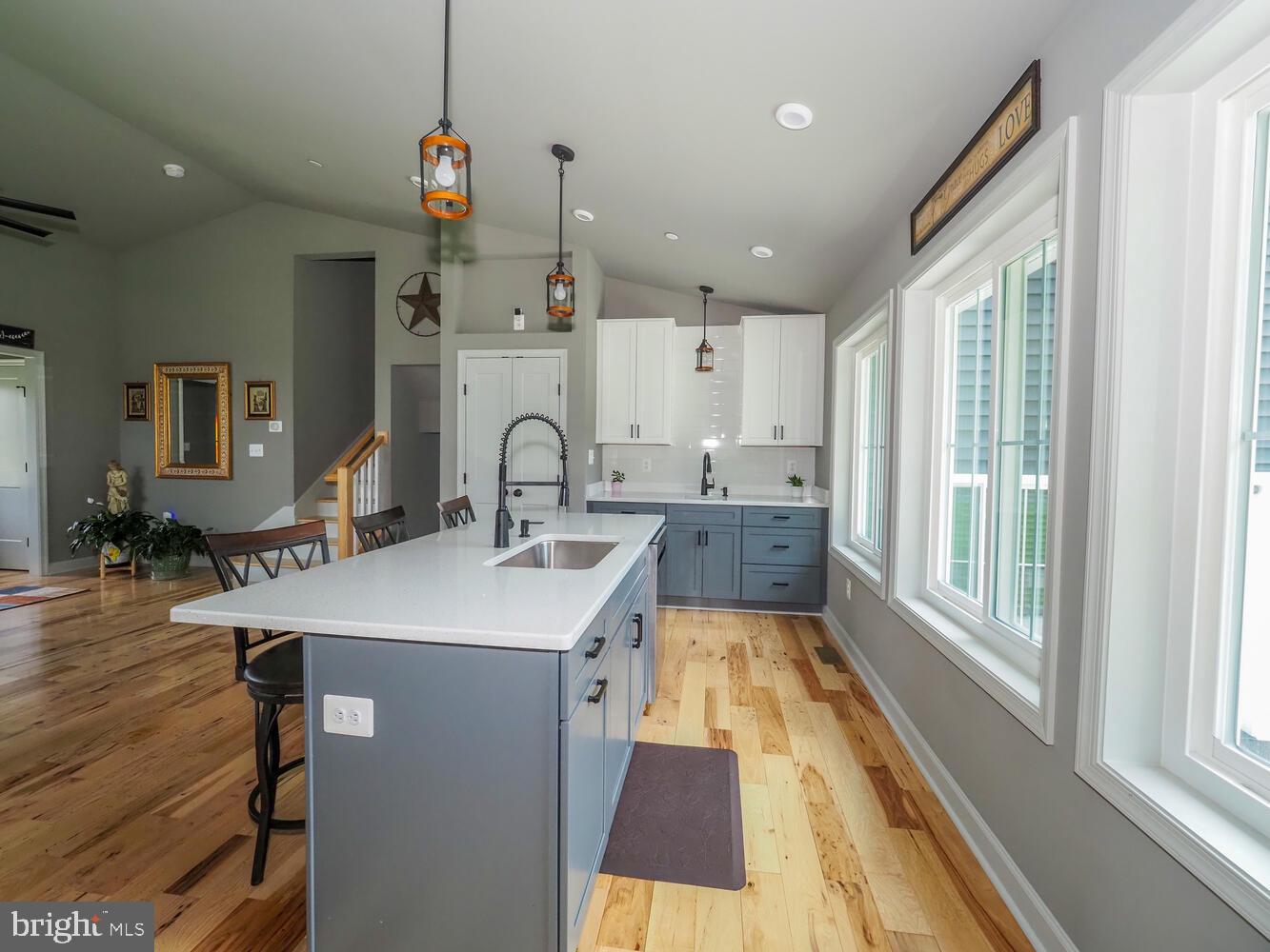 CHARLESTOWN - Residential