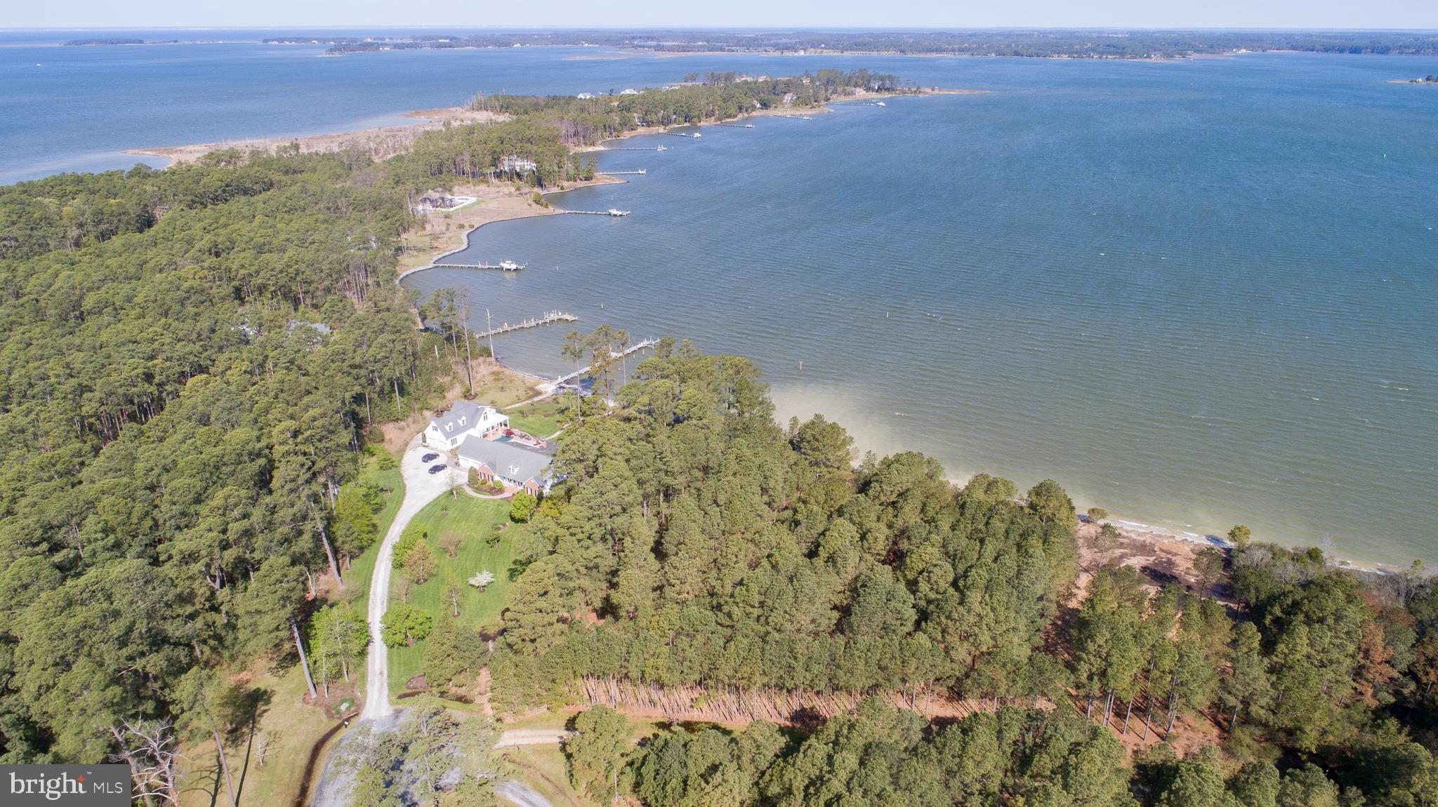 MCKEIL POINTE - Land