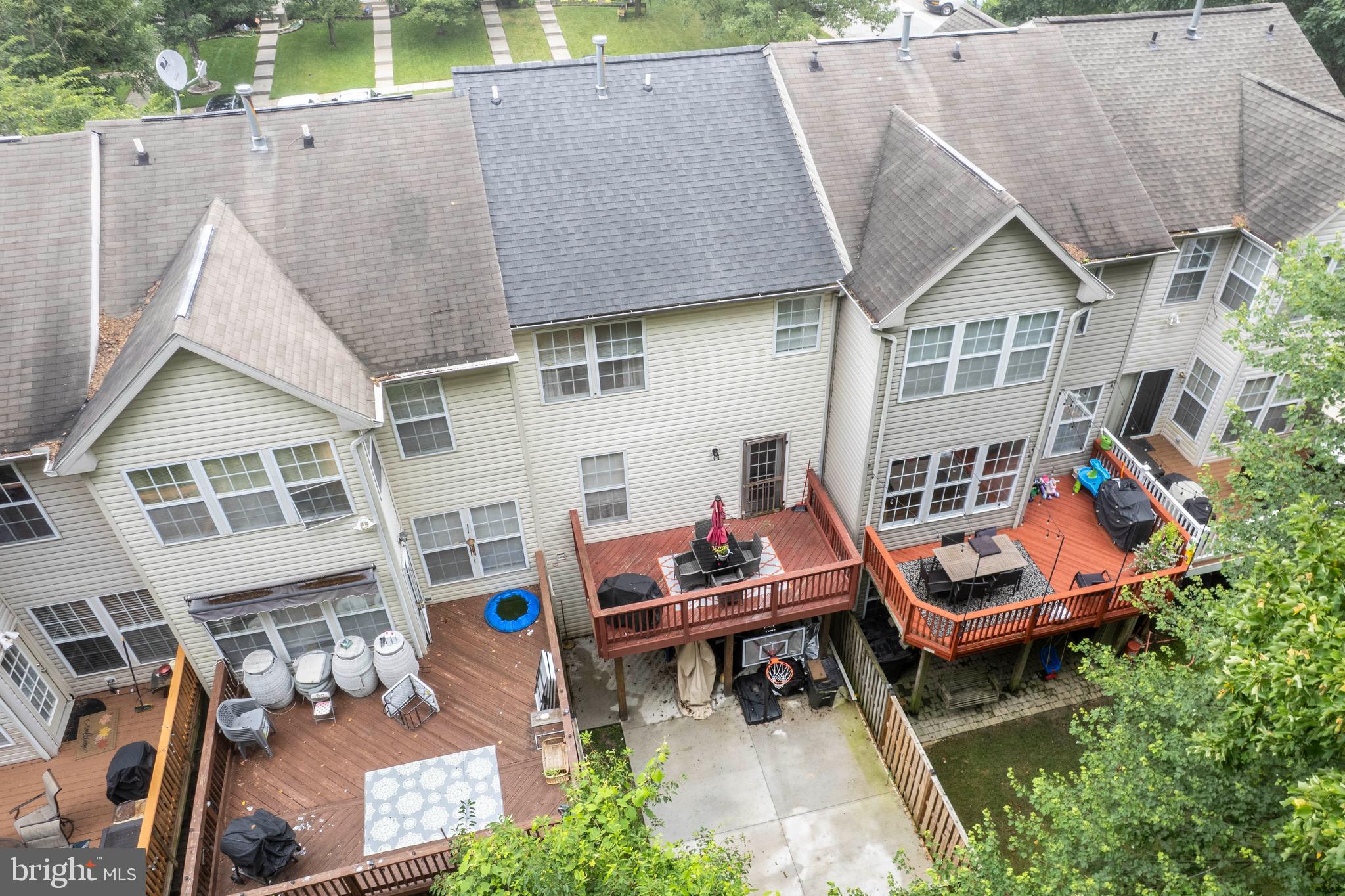 21 SNOW PINE COURT