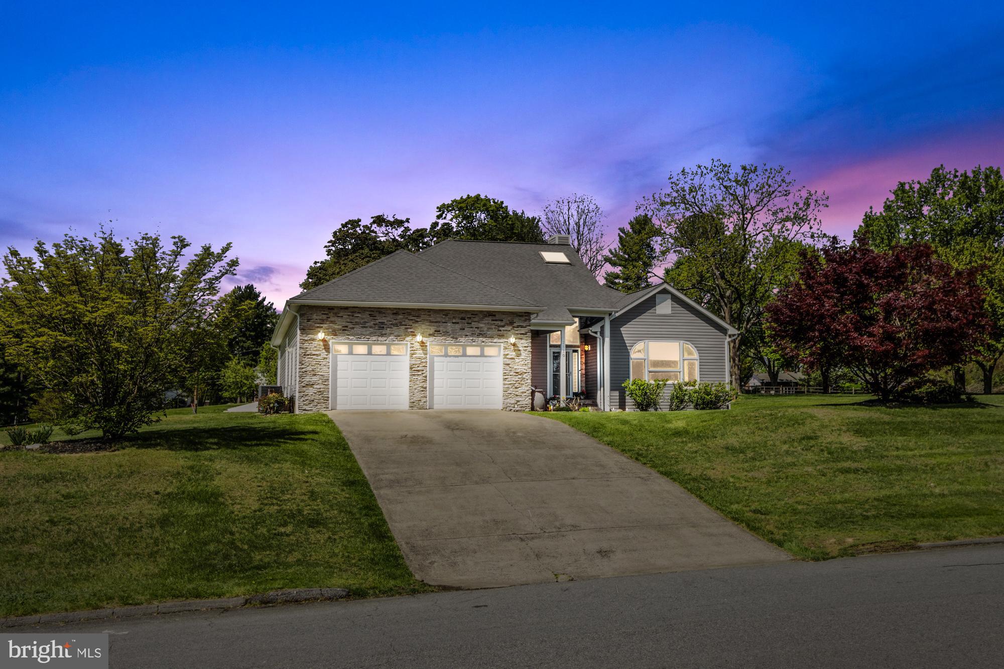FAIRWAY - Residential