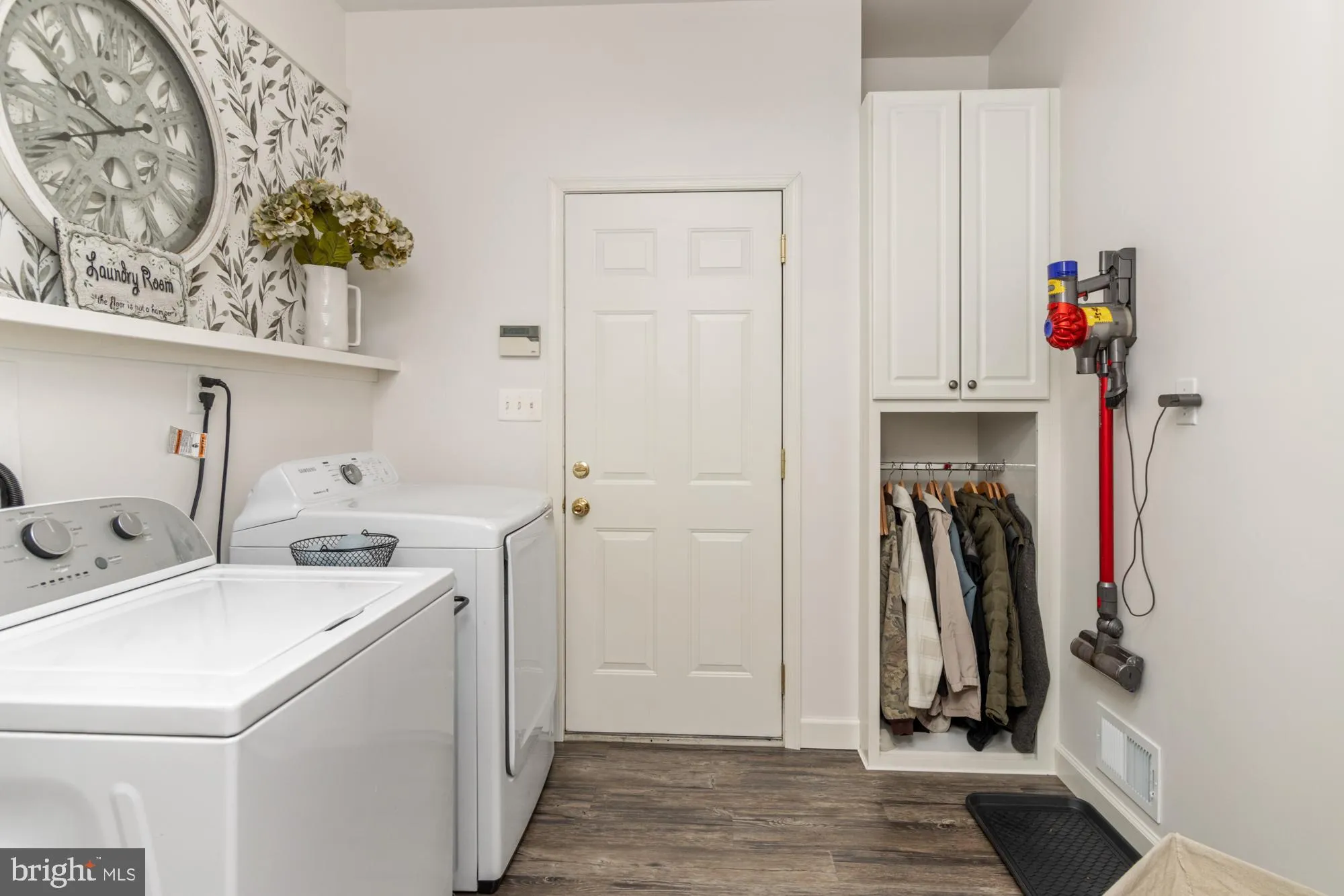 Bel Air, Maryland 21015, United States, 5 Bedrooms Bedrooms, ,3 BathroomsBathrooms,Residential,Contingent,120223