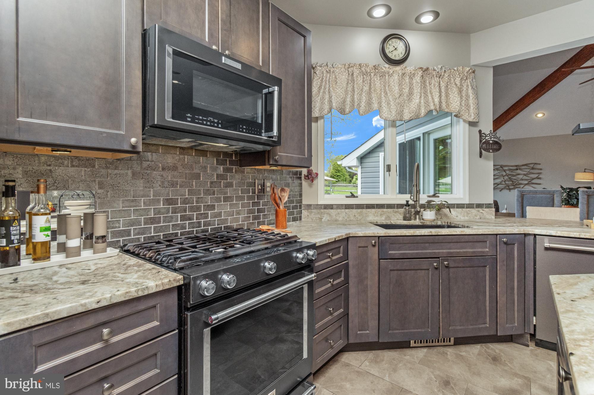 FAIRWAY - Residential