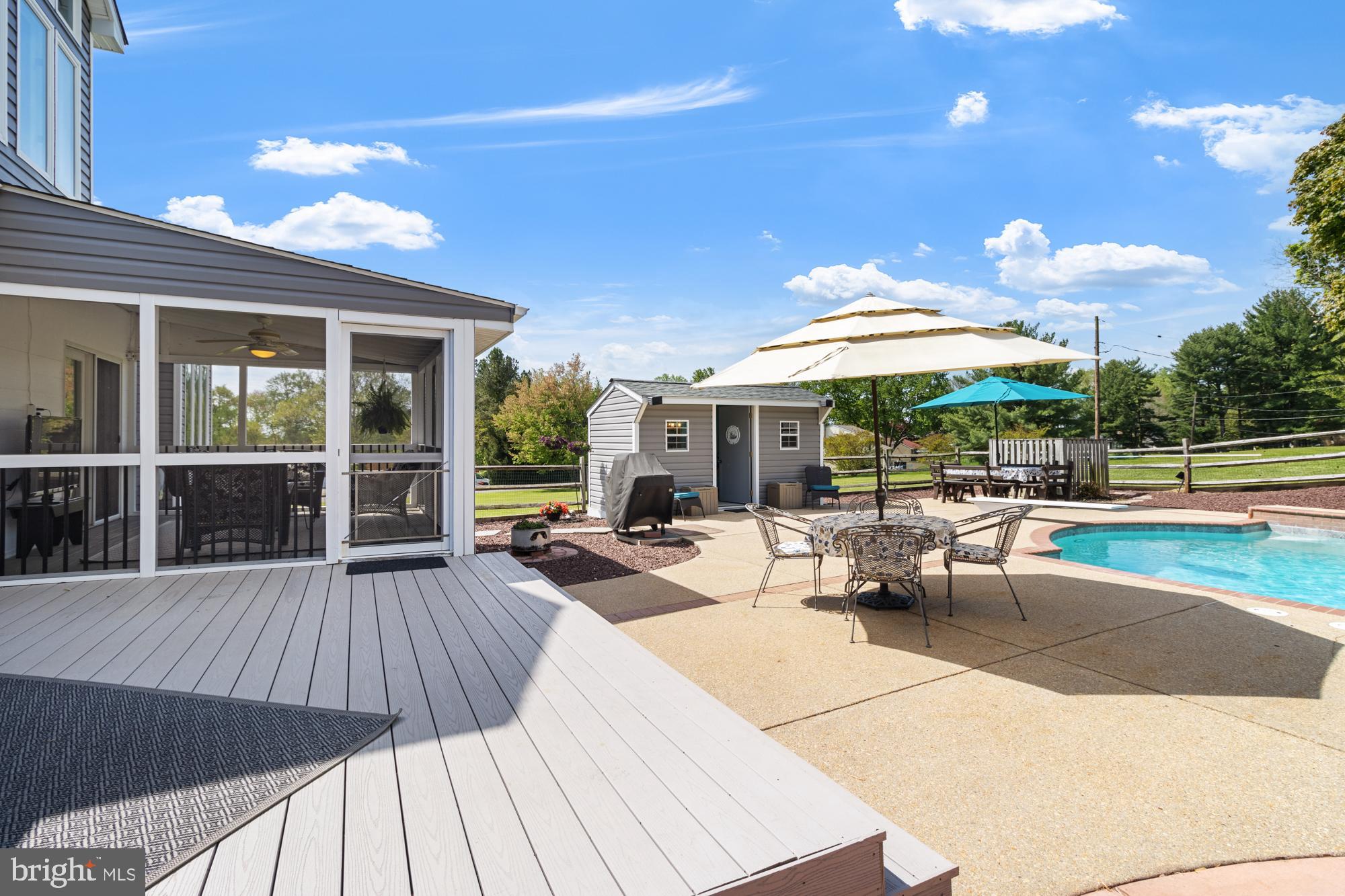 FAIRWAY - Residential