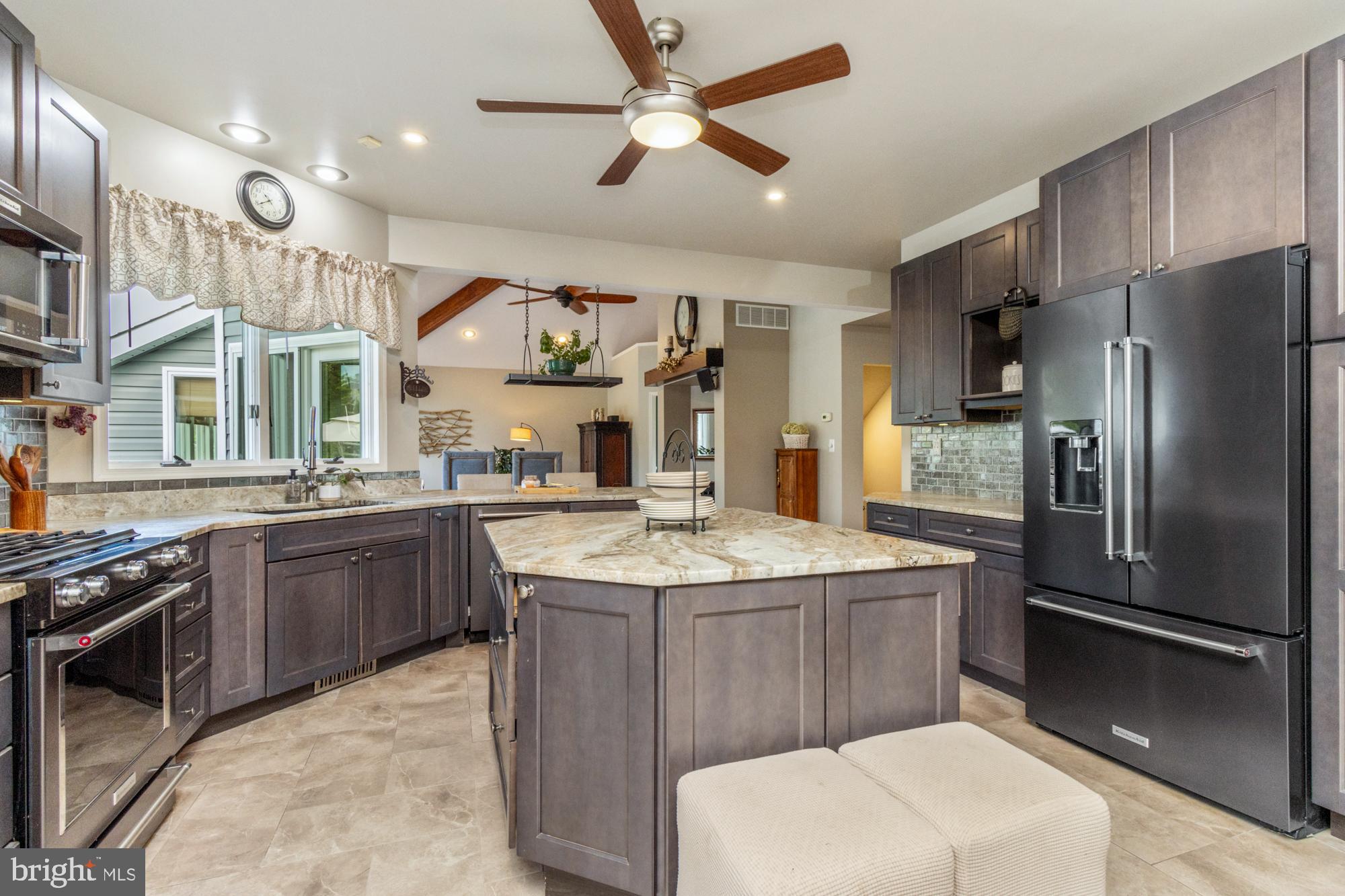 FAIRWAY - Residential
