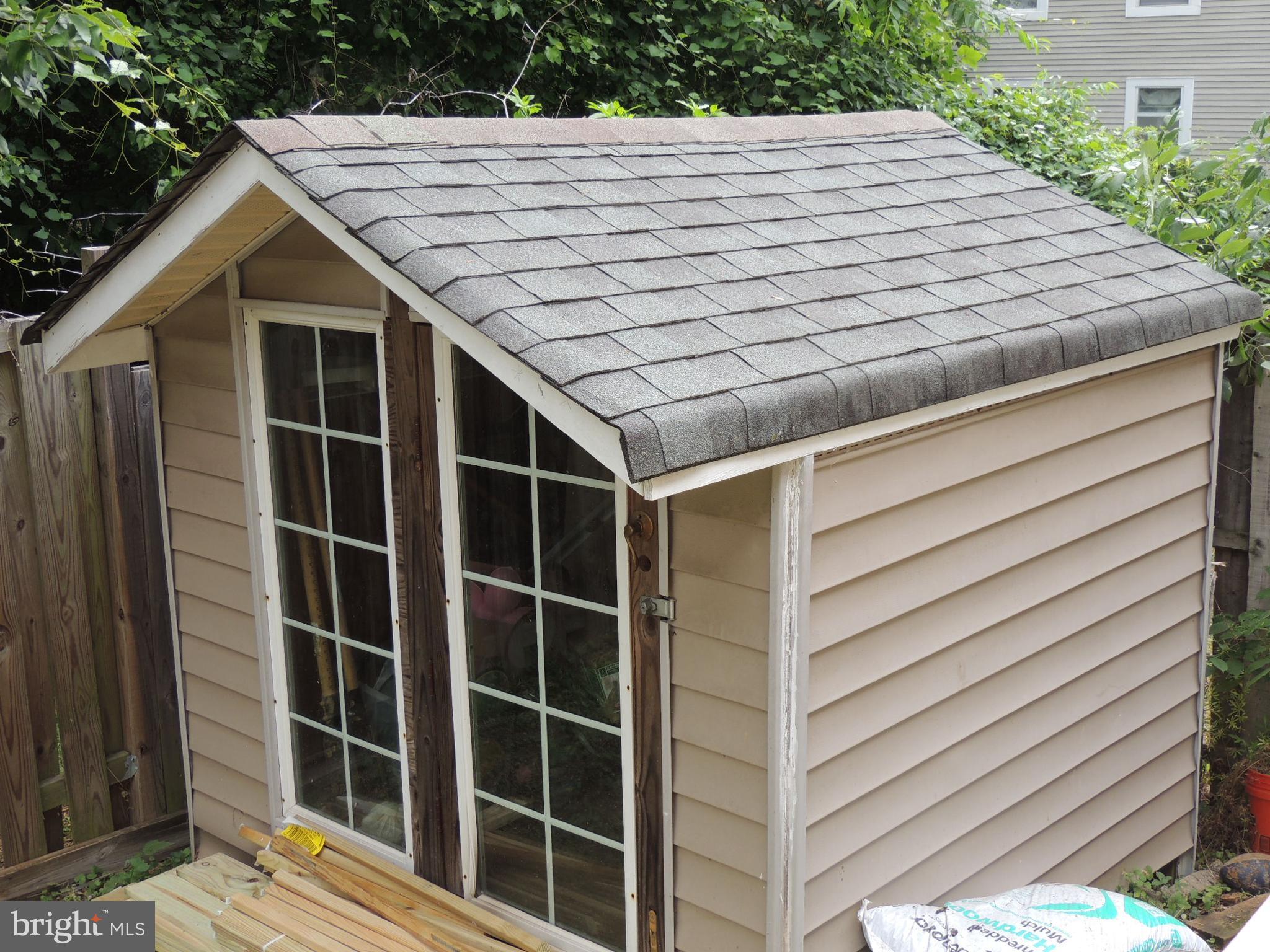 GUNNERS LAKE VILLAGE - Residential