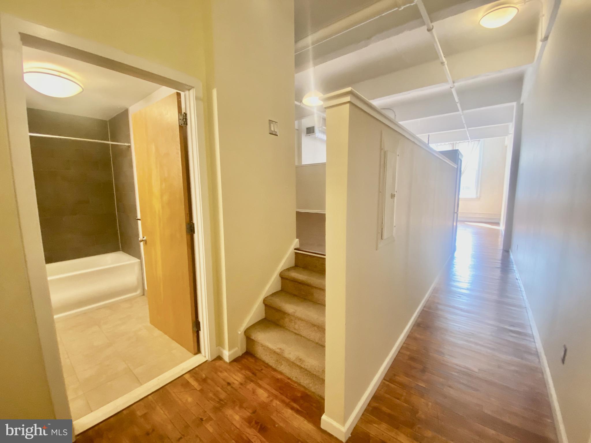 CHINATOWN - Residential Lease