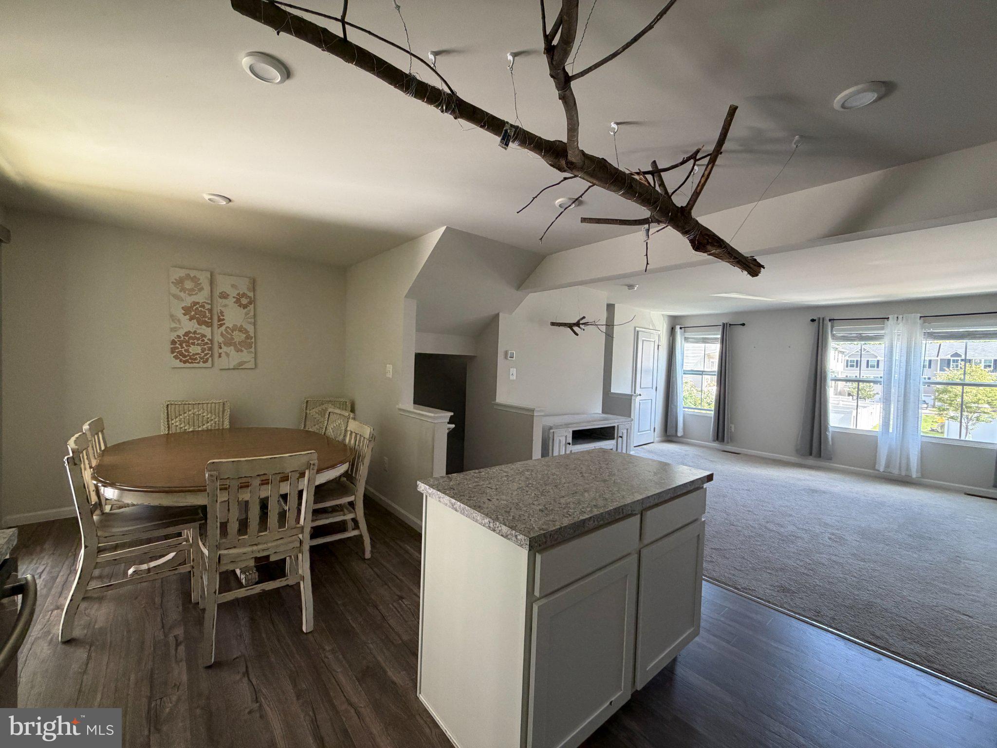 264 SAGE CIRCLE