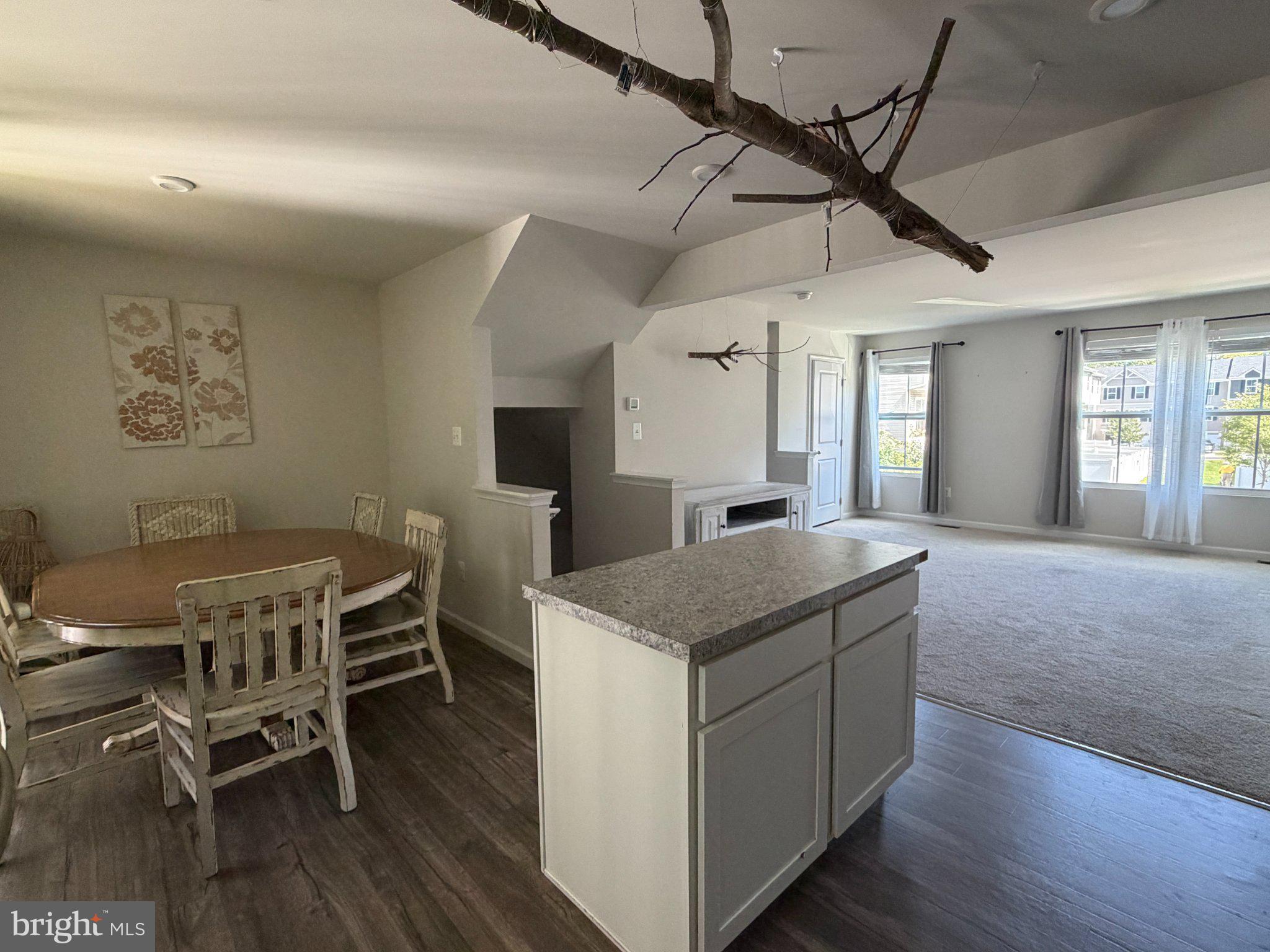 264 SAGE CIRCLE