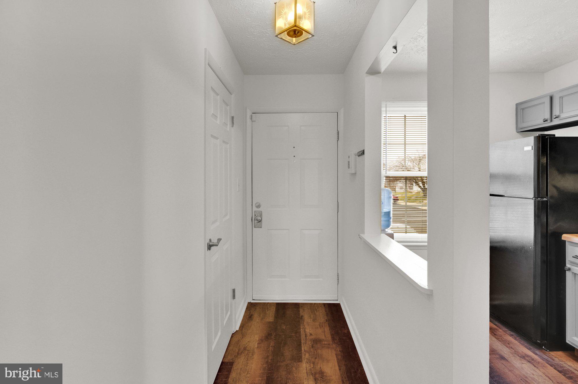 WOODBRIDGE CENTER - Residential