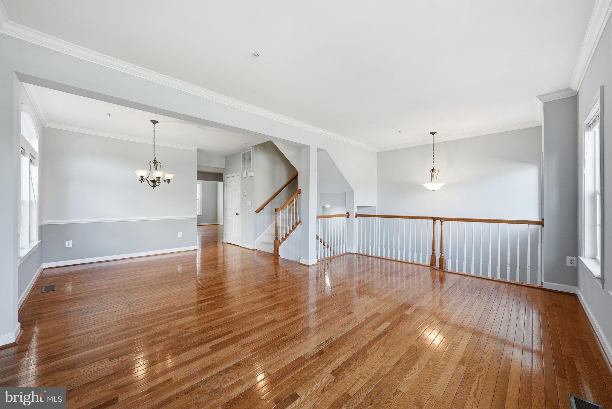 OAK CREEK CLUB - Residential