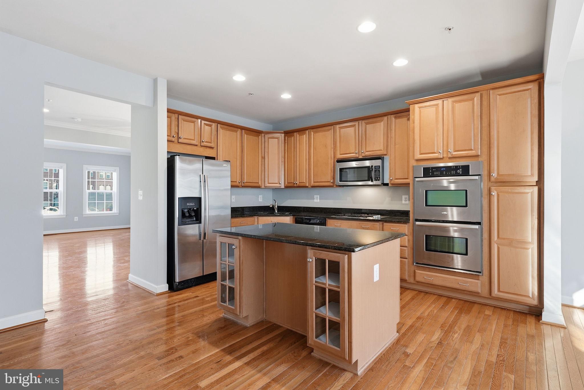 OAK CREEK CLUB - Residential