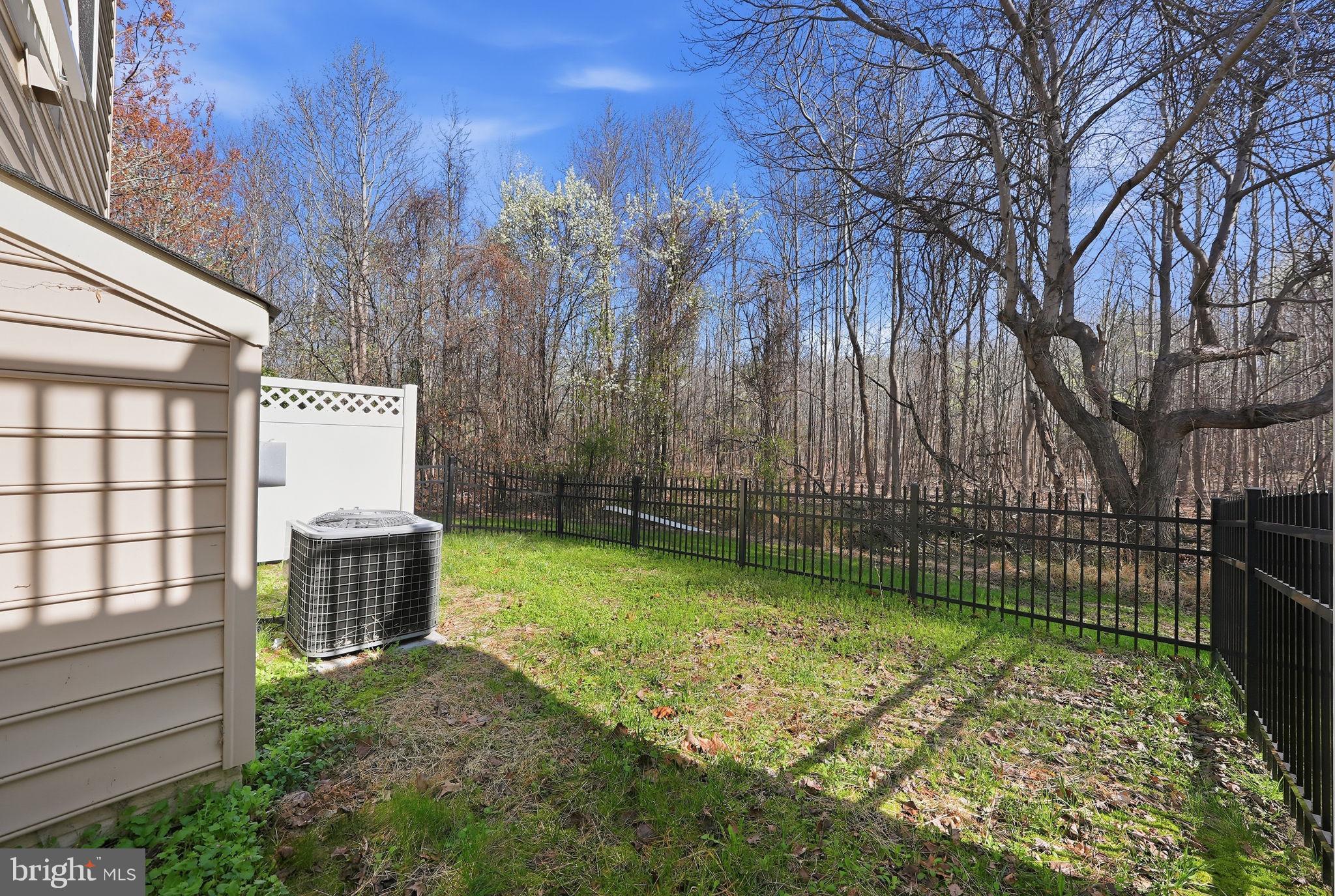 OAK CREEK CLUB - Residential