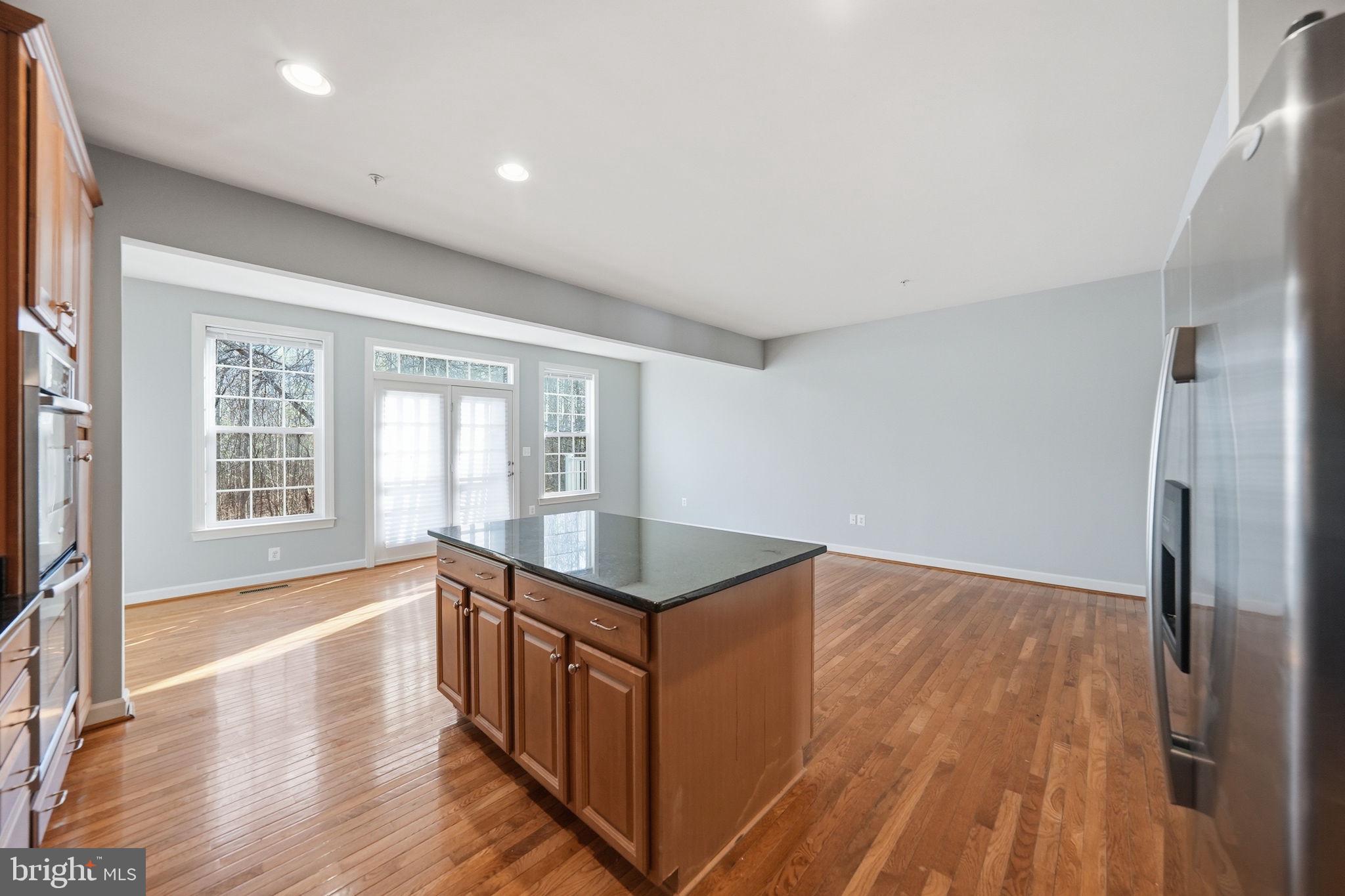 OAK CREEK CLUB - Residential