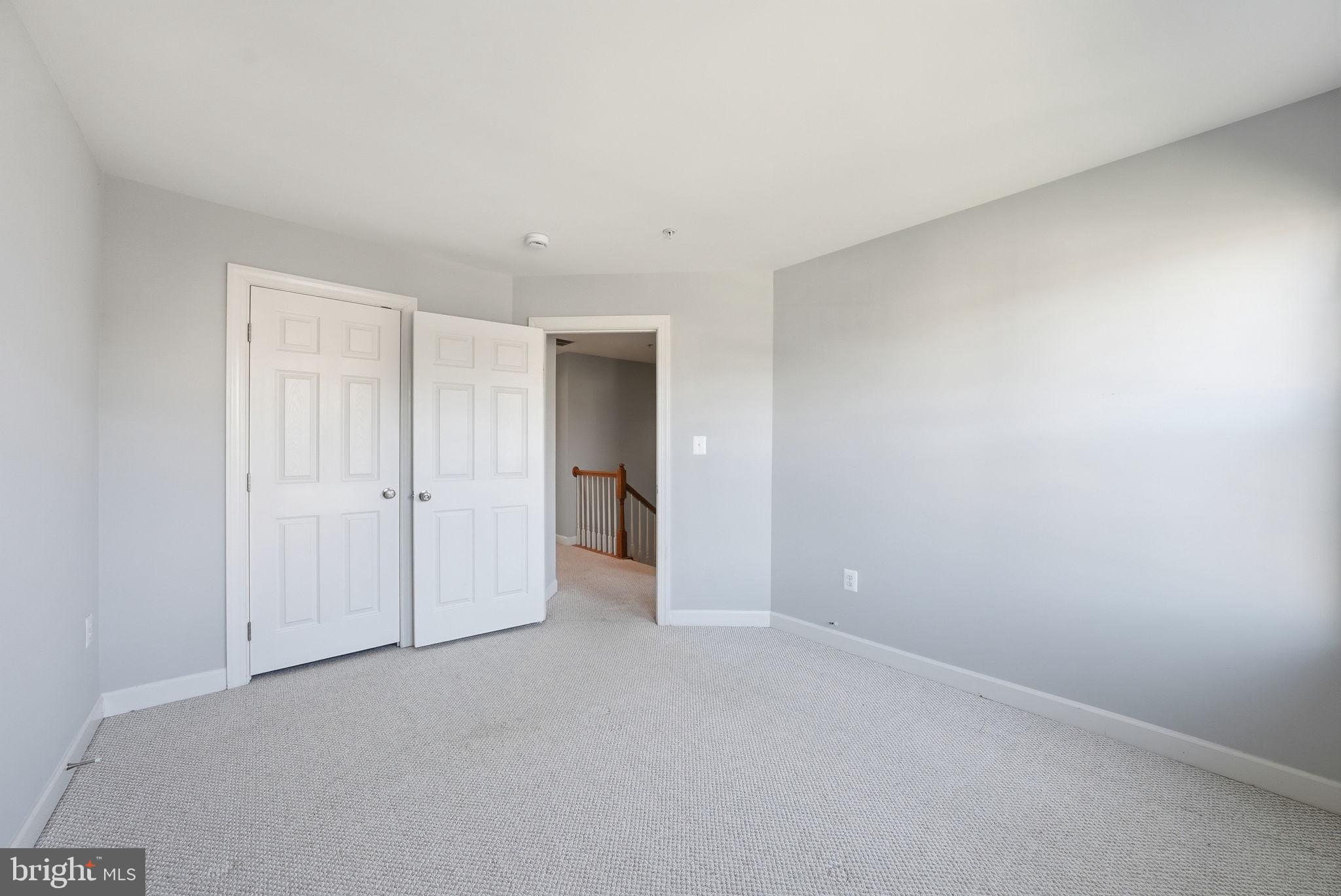 OAK CREEK CLUB - Residential