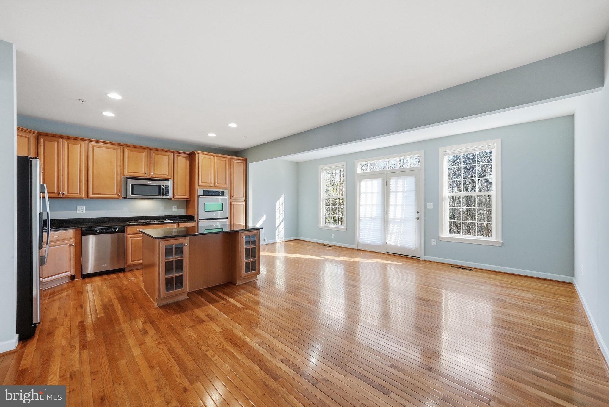 OAK CREEK CLUB - Residential