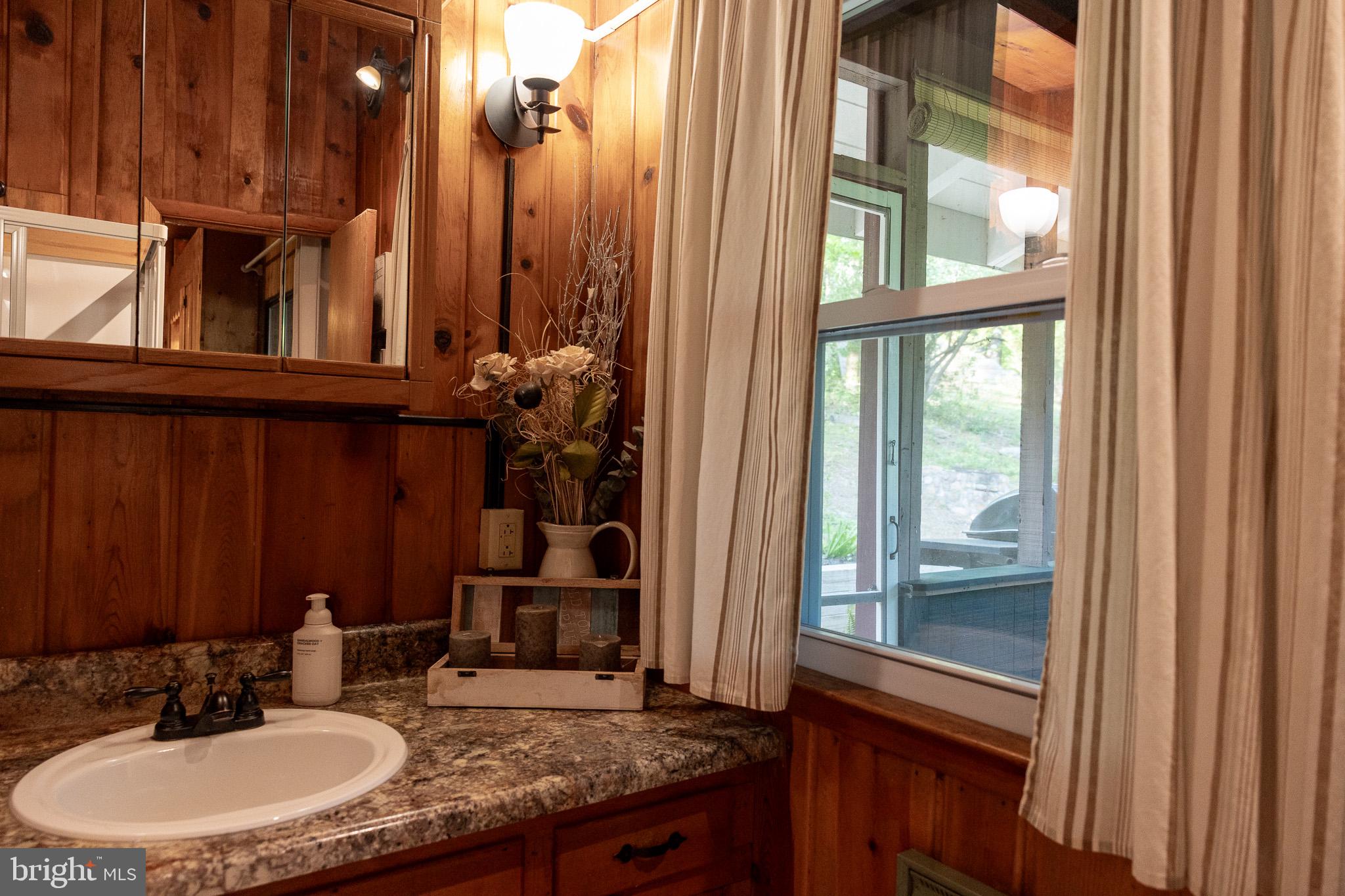 PAGE VALLEY ESTATES - Residential