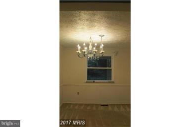 LEXINGTON ESTATES - Residential Lease