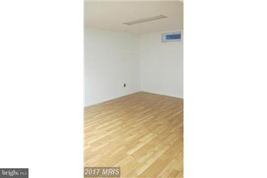 LEXINGTON ESTATES - Residential Lease