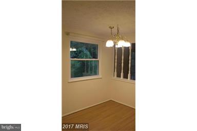 LEXINGTON ESTATES - Residential Lease