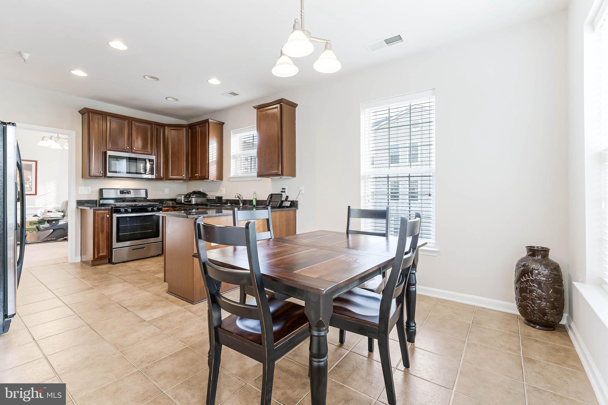 THE RESERVE CONDOMINIUMS - Residential