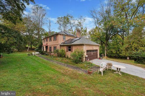 5 WESTGATE CIRCLE MALVERN PA 19355