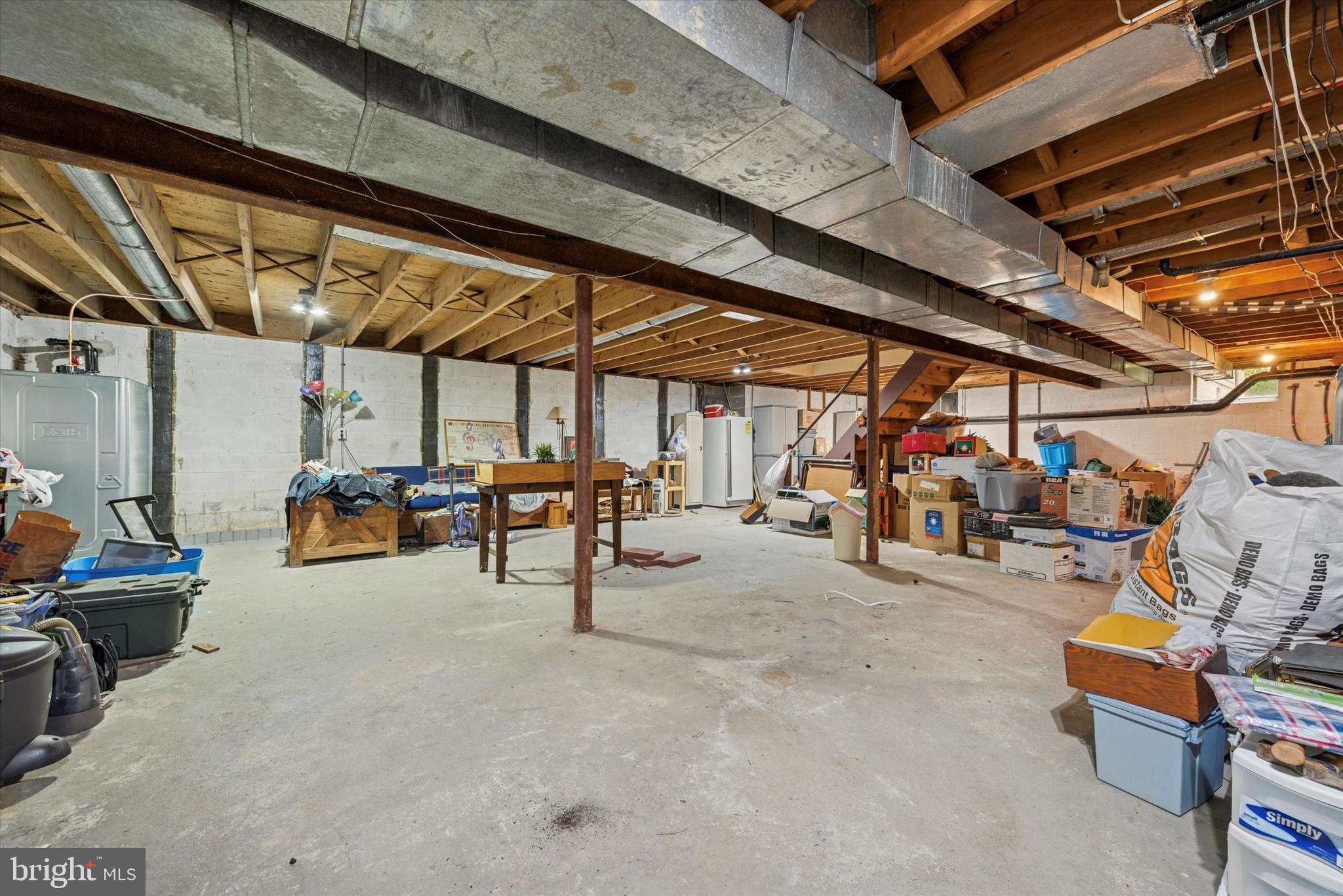 WEST GATE VIL - Residential