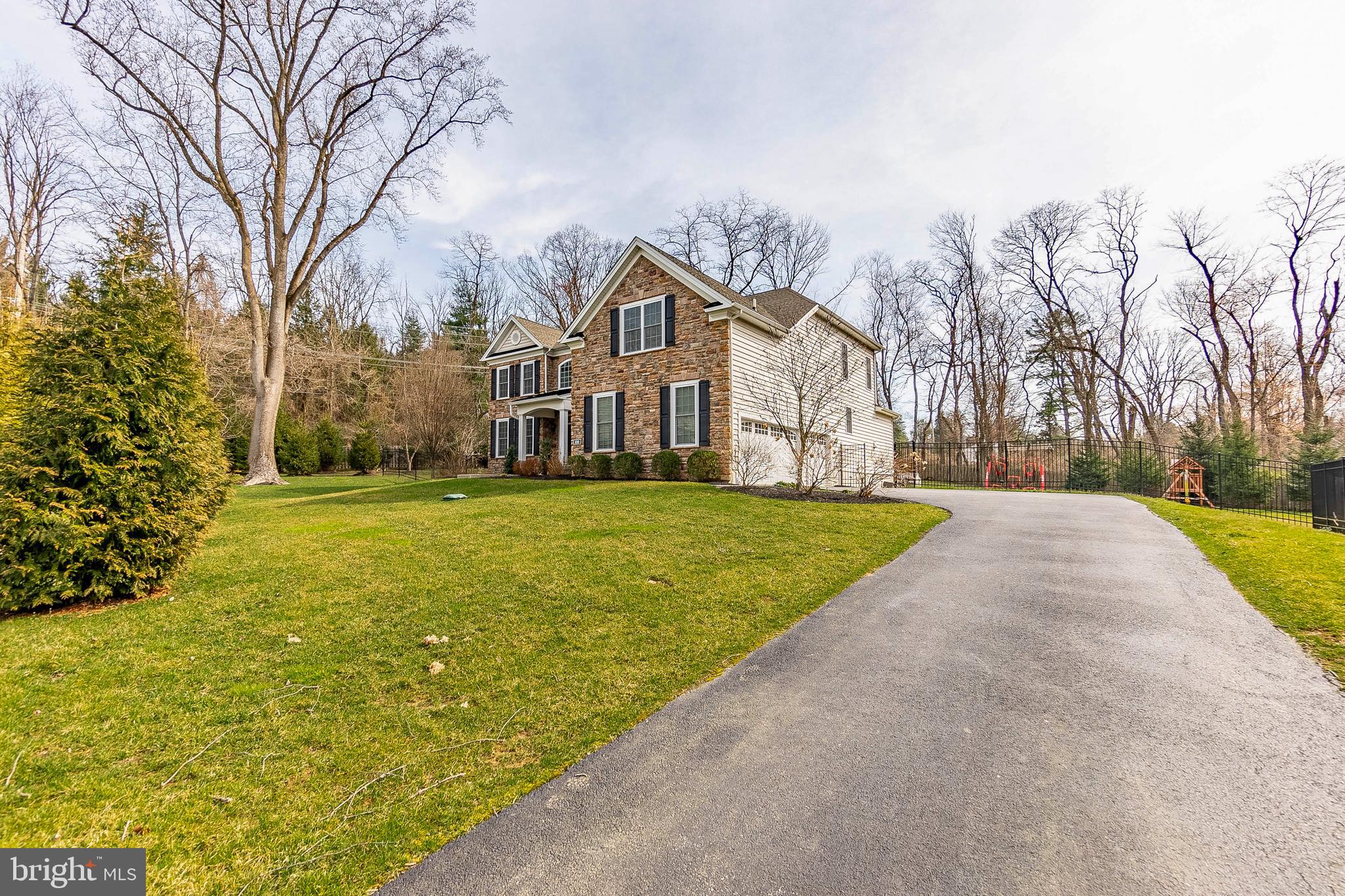 ENCLAVE AT RIDLEY CR - Residential