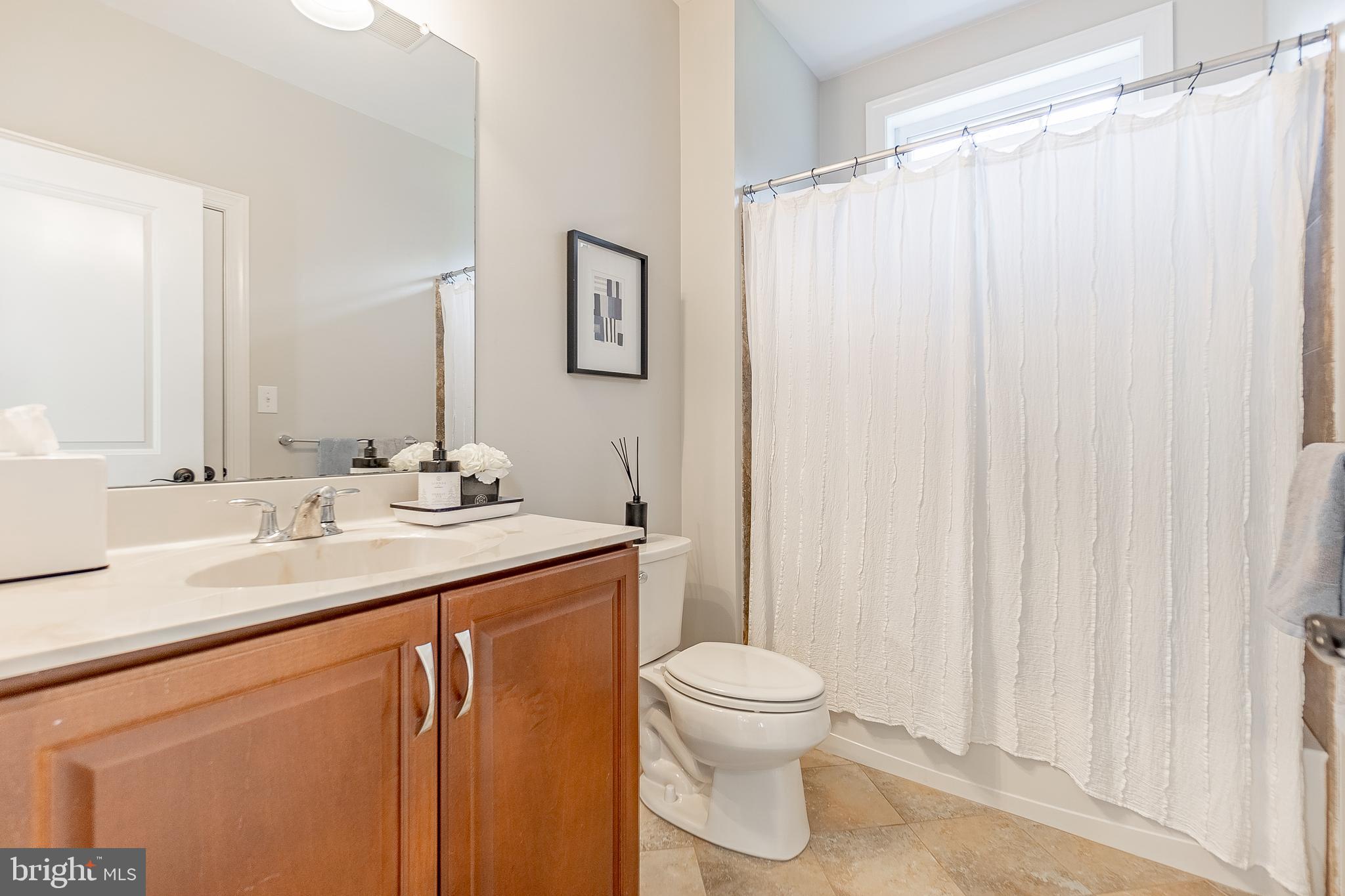 ENCLAVE AT RIDLEY CR - Residential