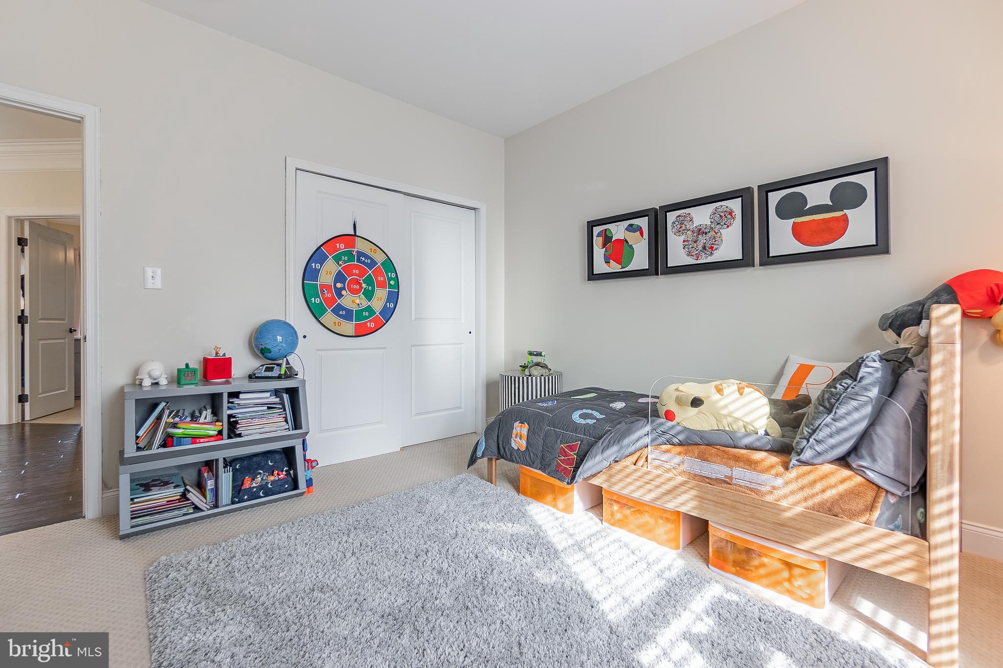 ENCLAVE AT RIDLEY CR - Residential