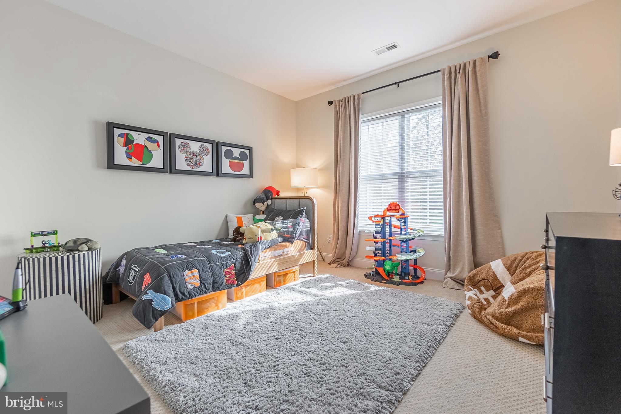 ENCLAVE AT RIDLEY CR - Residential