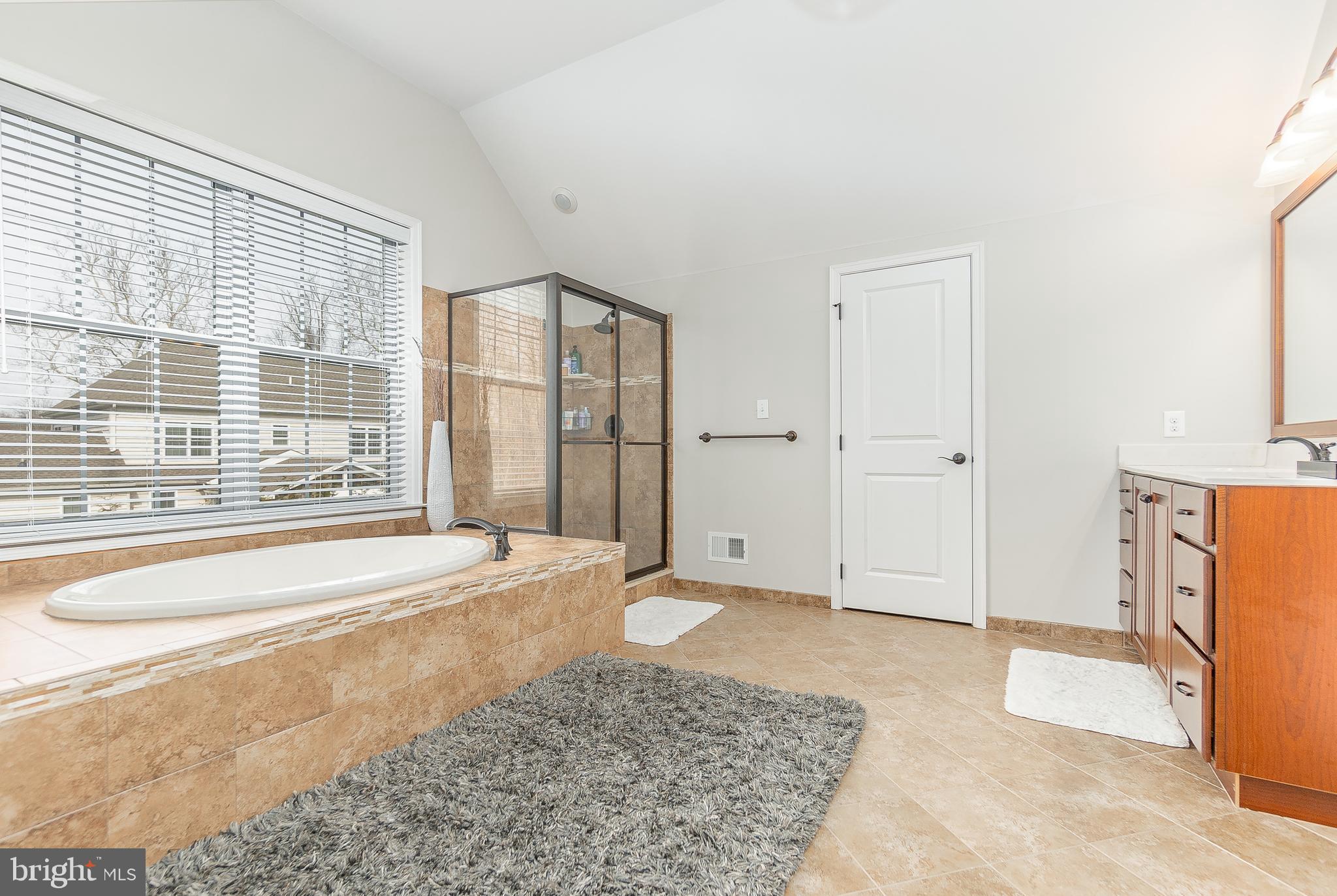 ENCLAVE AT RIDLEY CR - Residential