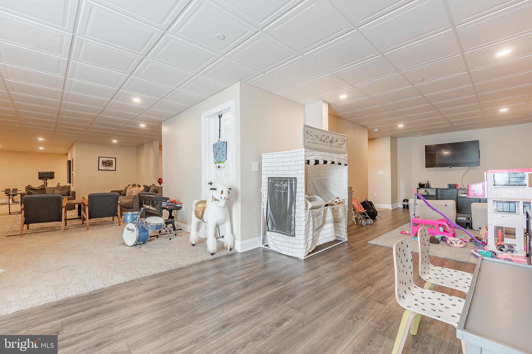 ENCLAVE AT RIDLEY CR - Residential