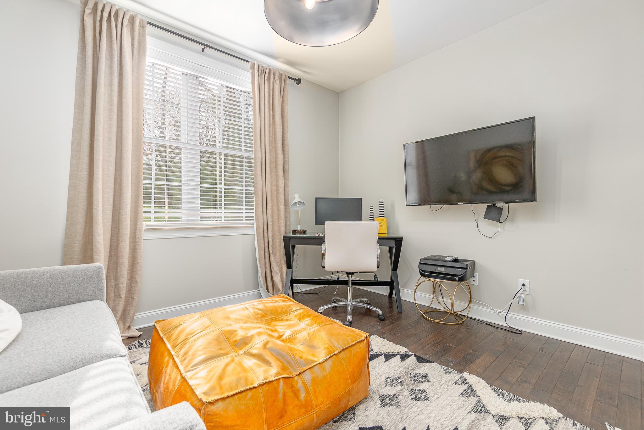 ENCLAVE AT RIDLEY CR - Residential