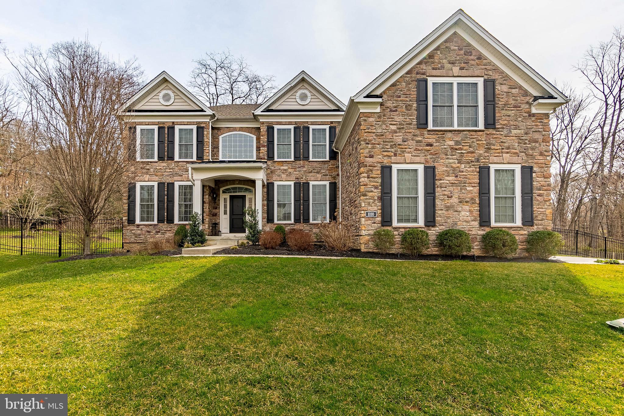 ENCLAVE AT RIDLEY CR - Residential