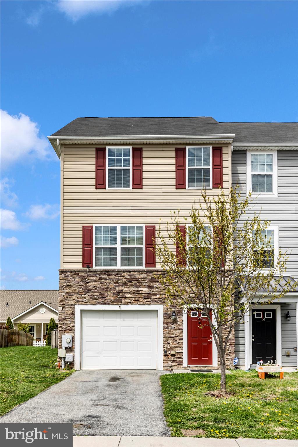 HAMMONDS MILL - Residential