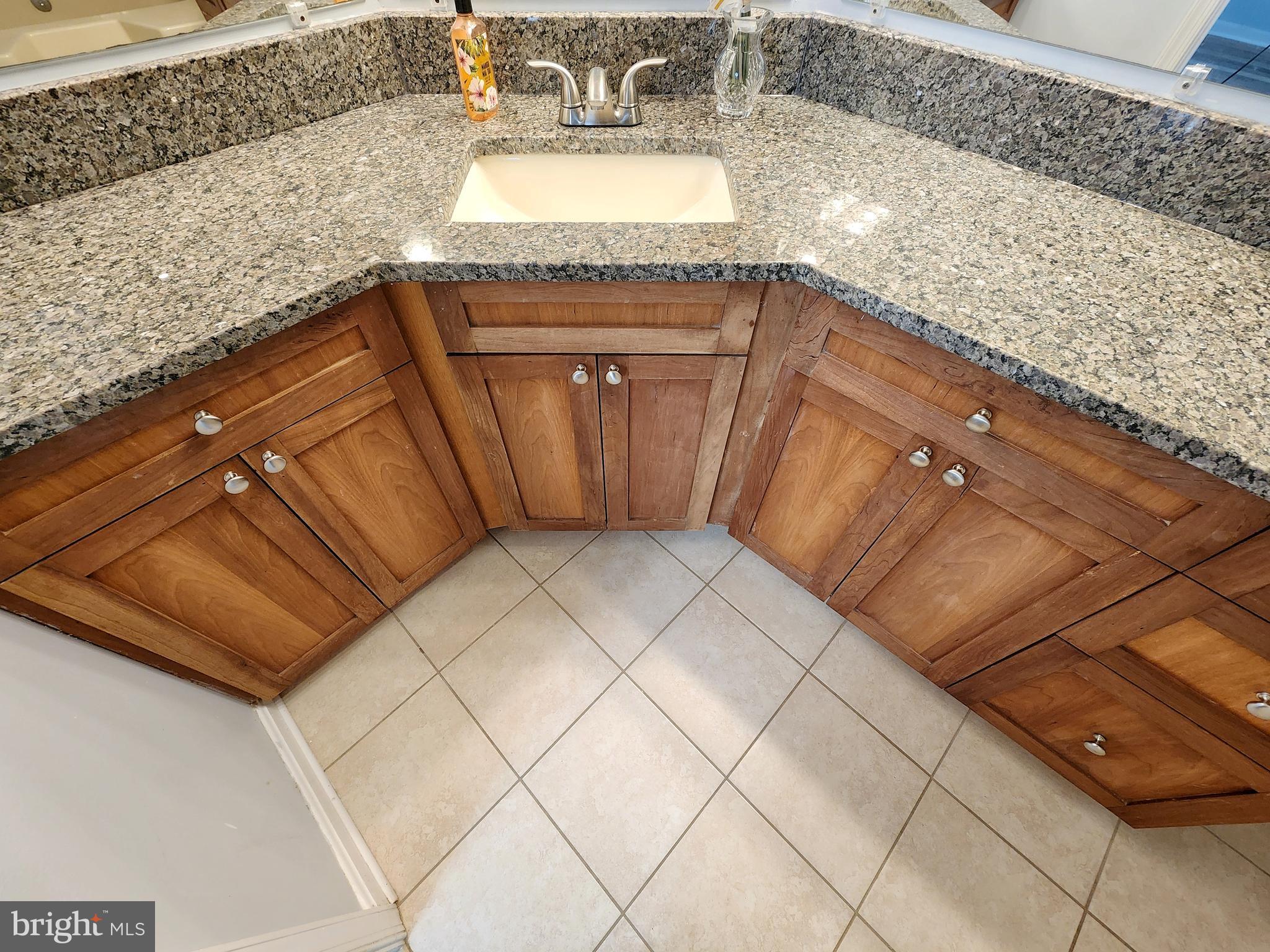 MANCHESTER LAKES - Residential