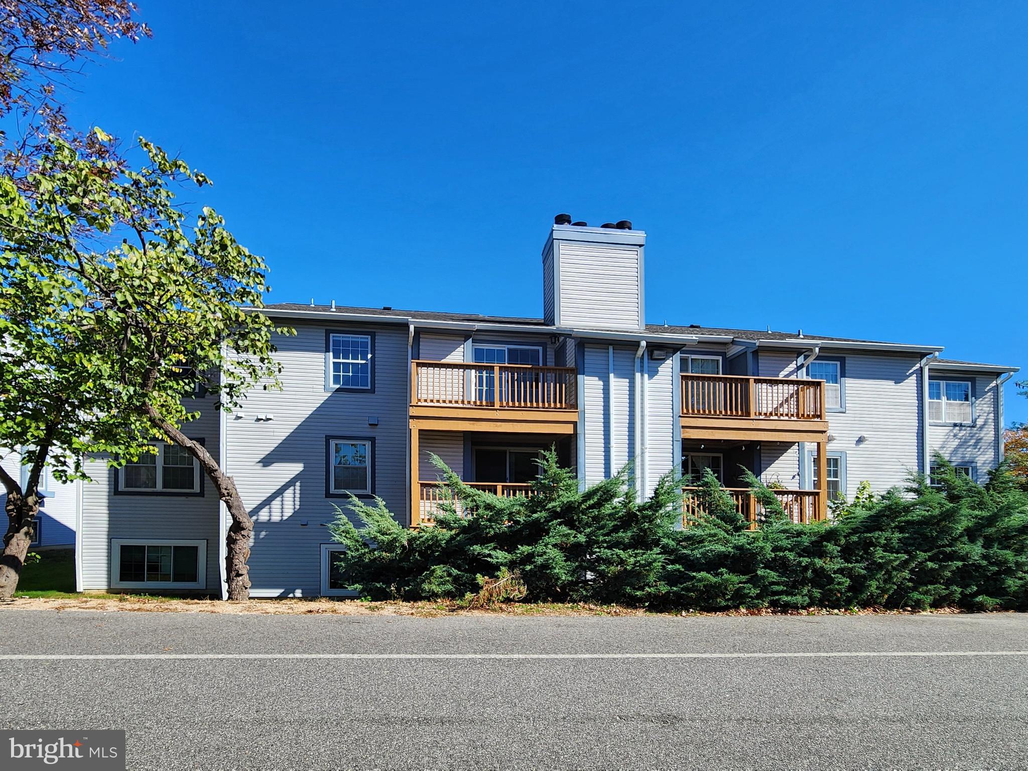 MANCHESTER LAKES - Residential