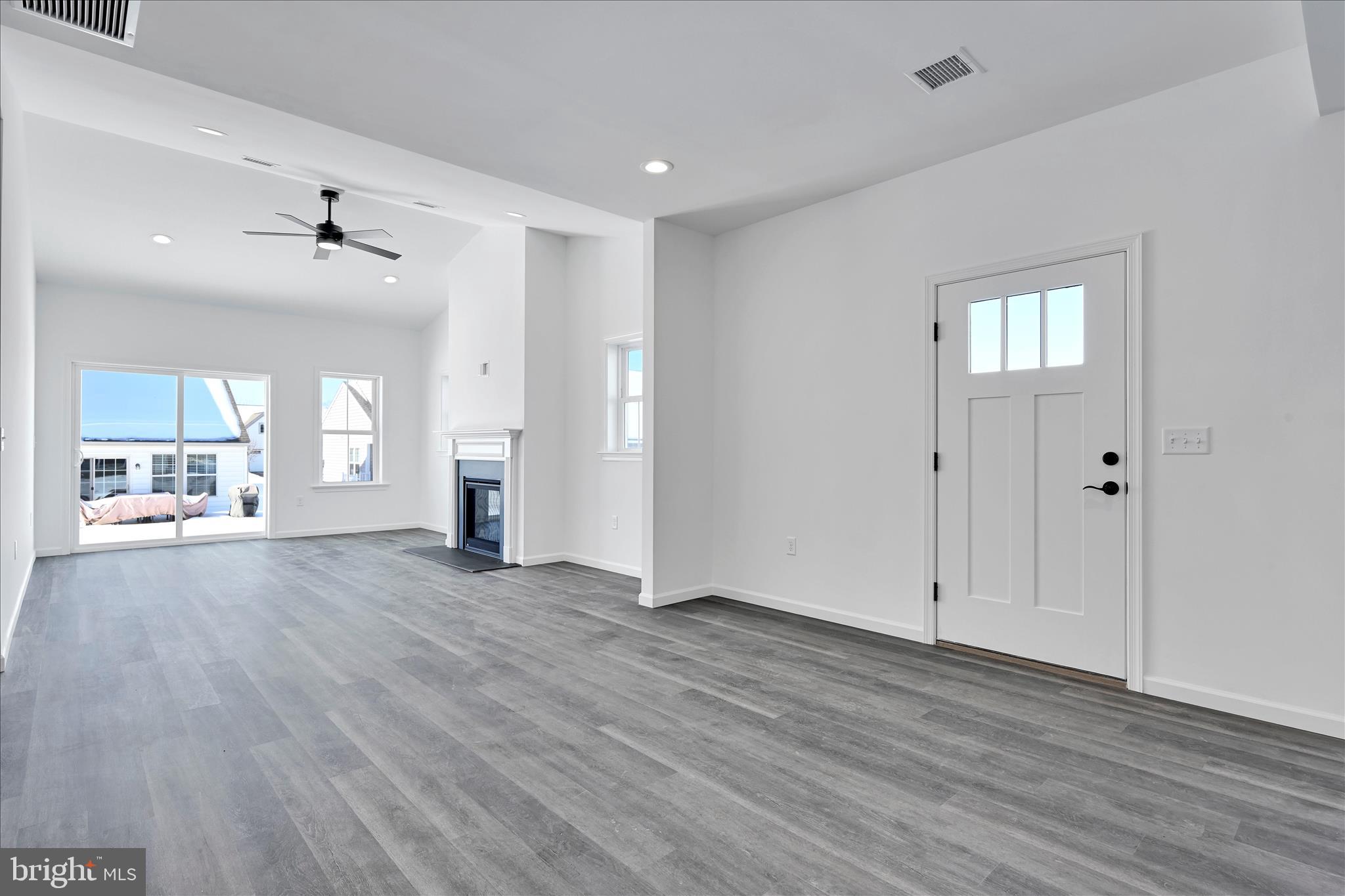 SOUTHERN VILLAGE - Residential