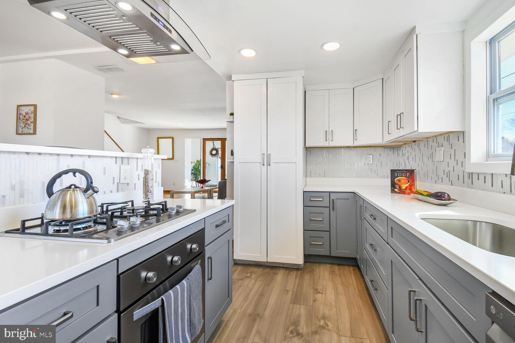 GLENMONT HEIGHTS - Residential