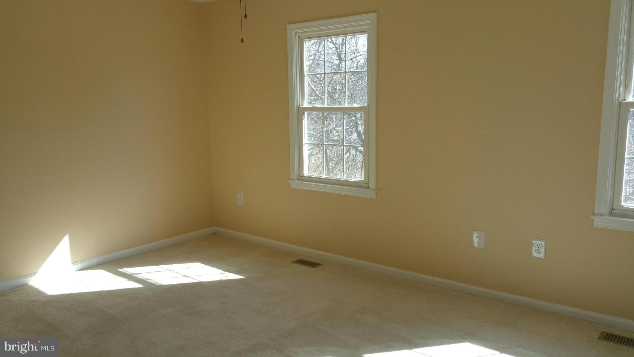 BRISTOE STATION - Residential