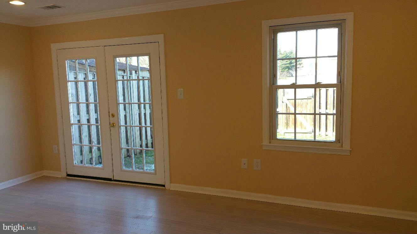 BRISTOE STATION - Residential