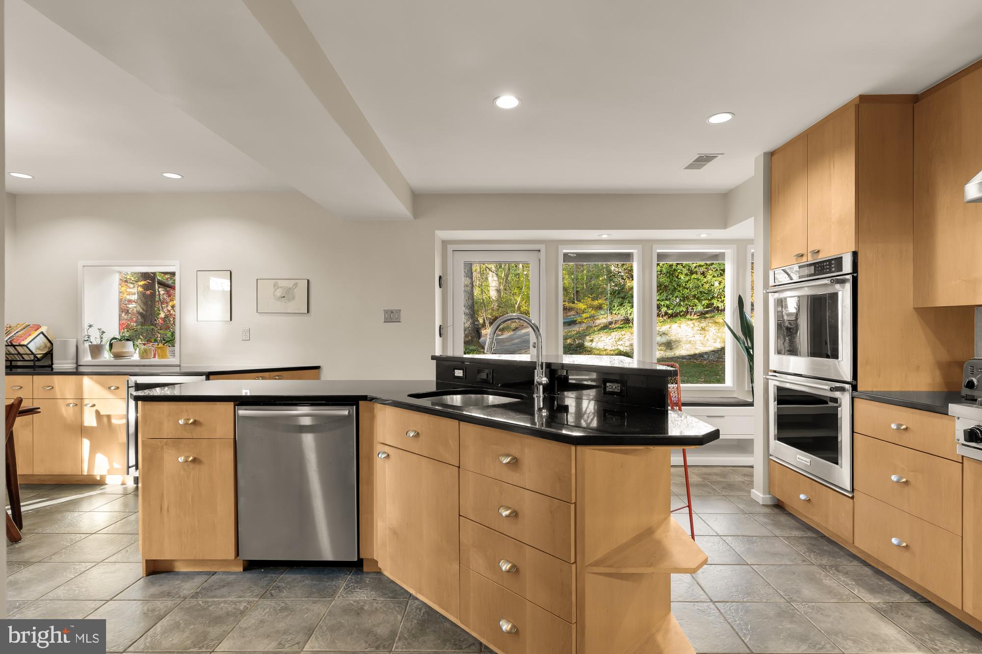 GLEN ECHO HEIGHTS - Residential