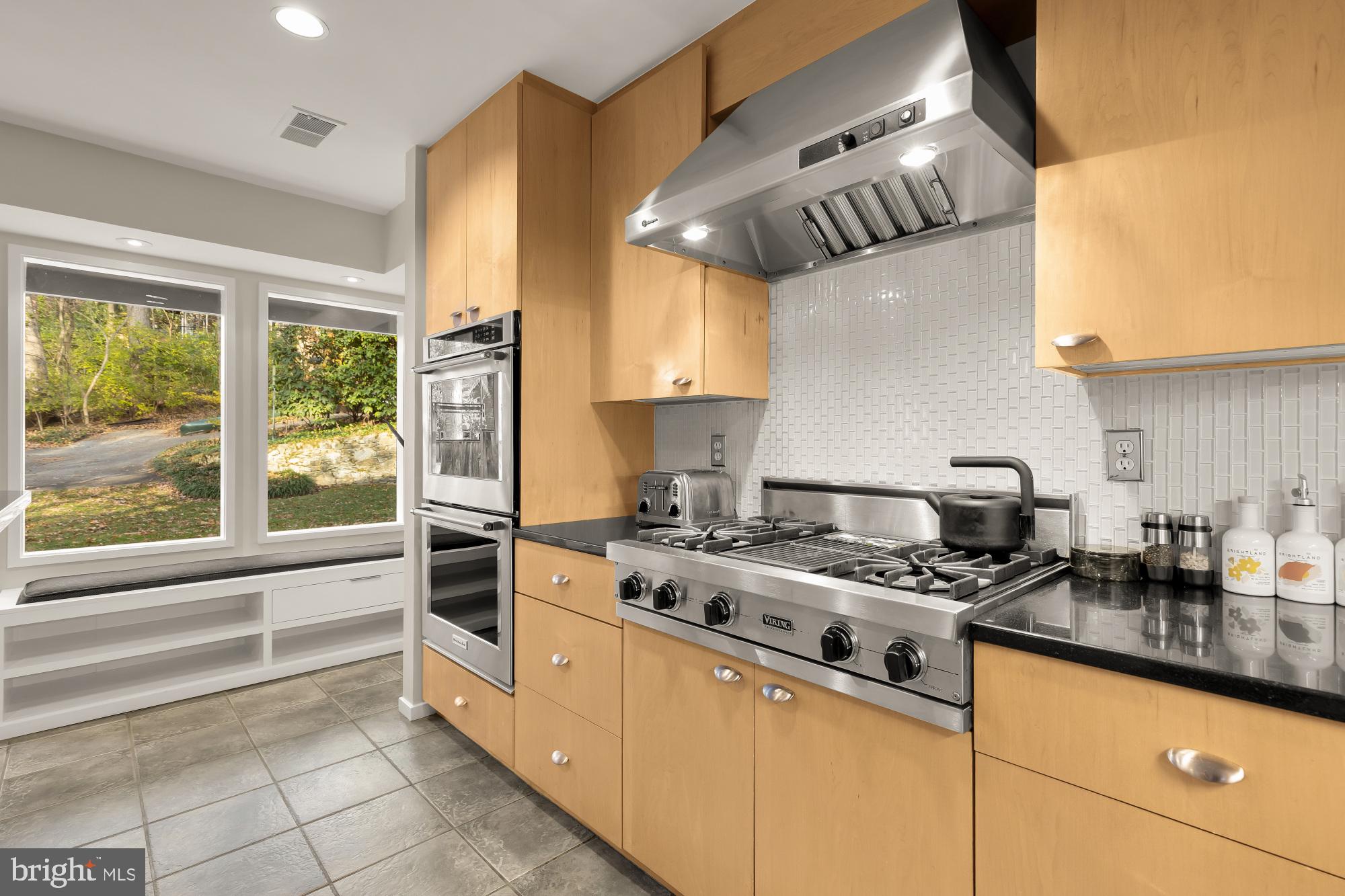 GLEN ECHO HEIGHTS - Residential