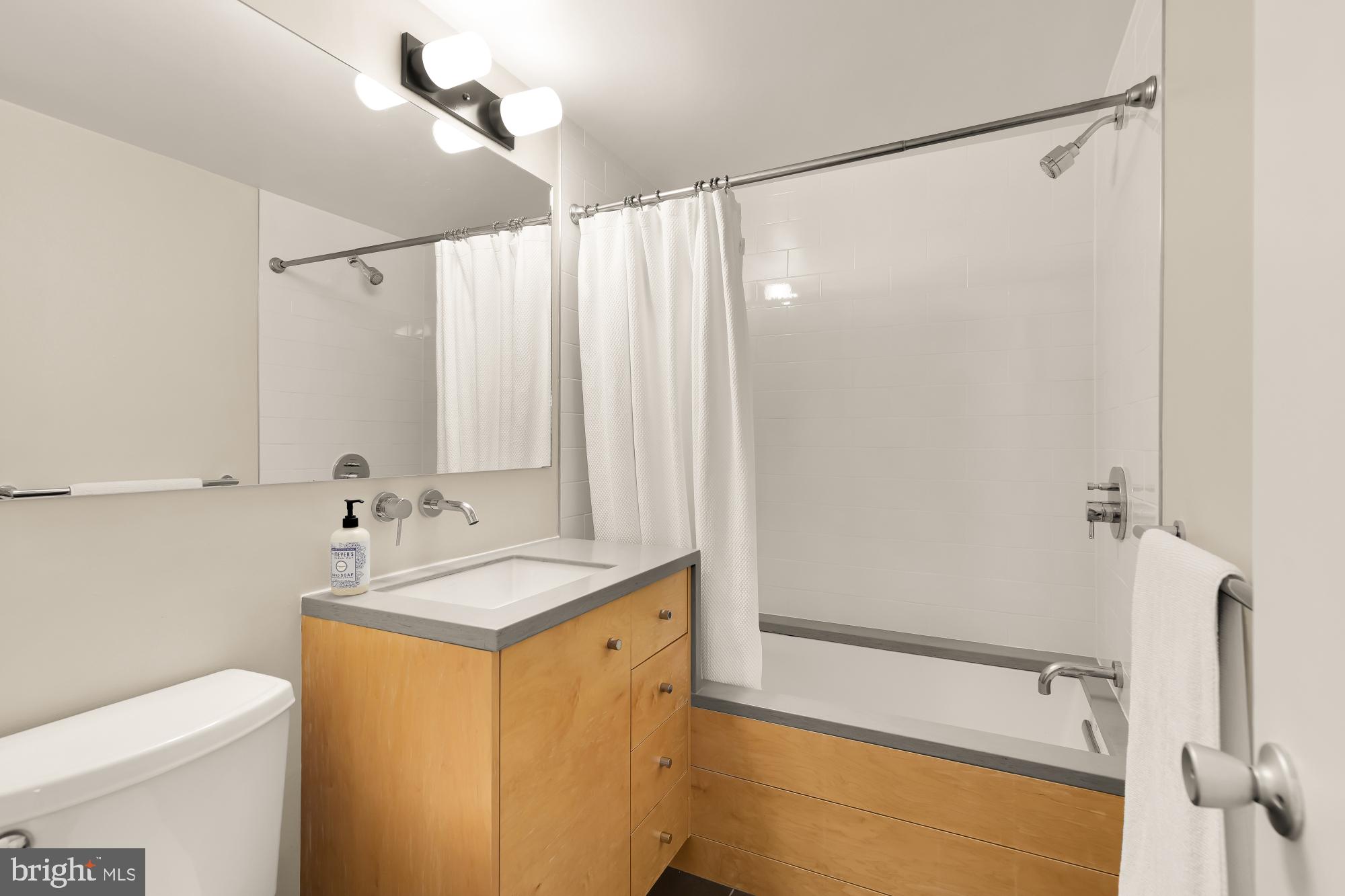 GLEN ECHO HEIGHTS - Residential