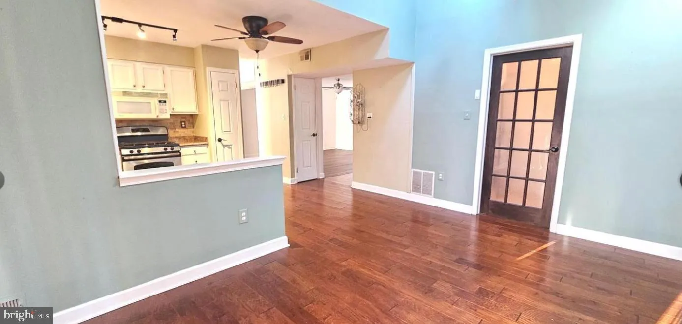 Voorhees, New Jersey 08043, United States, 3 Bedrooms Bedrooms, ,3 BathroomsBathrooms,Residential,Pending,133434